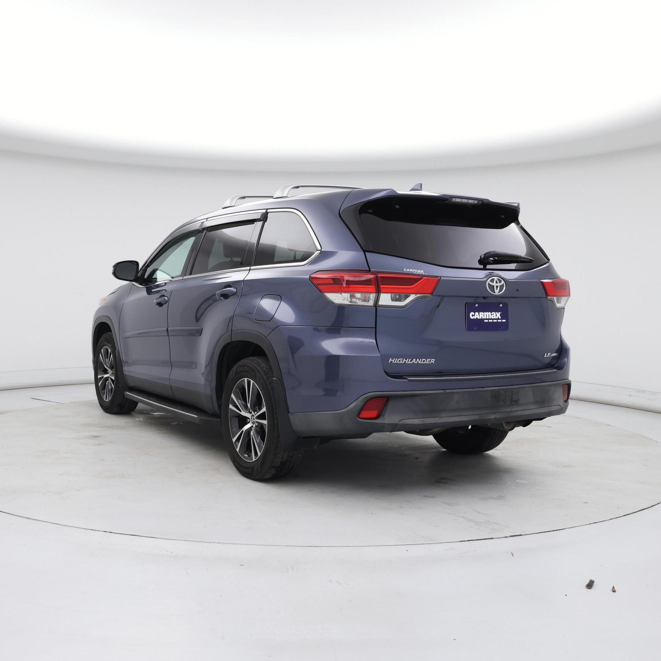 Thumbnail: 2019 Toyota Highlander - 2