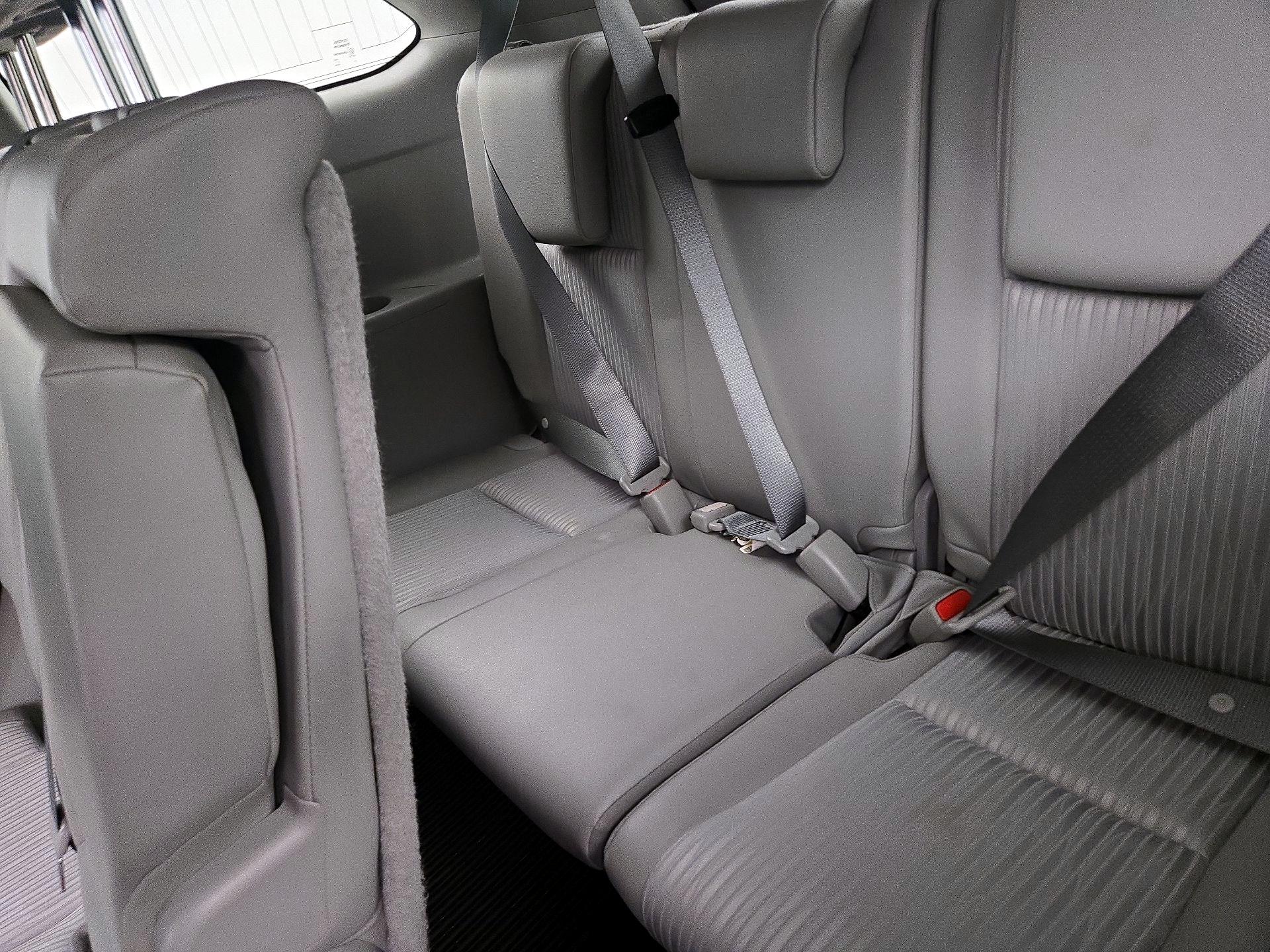 Thumbnail: 2019 Toyota Highlander - 20