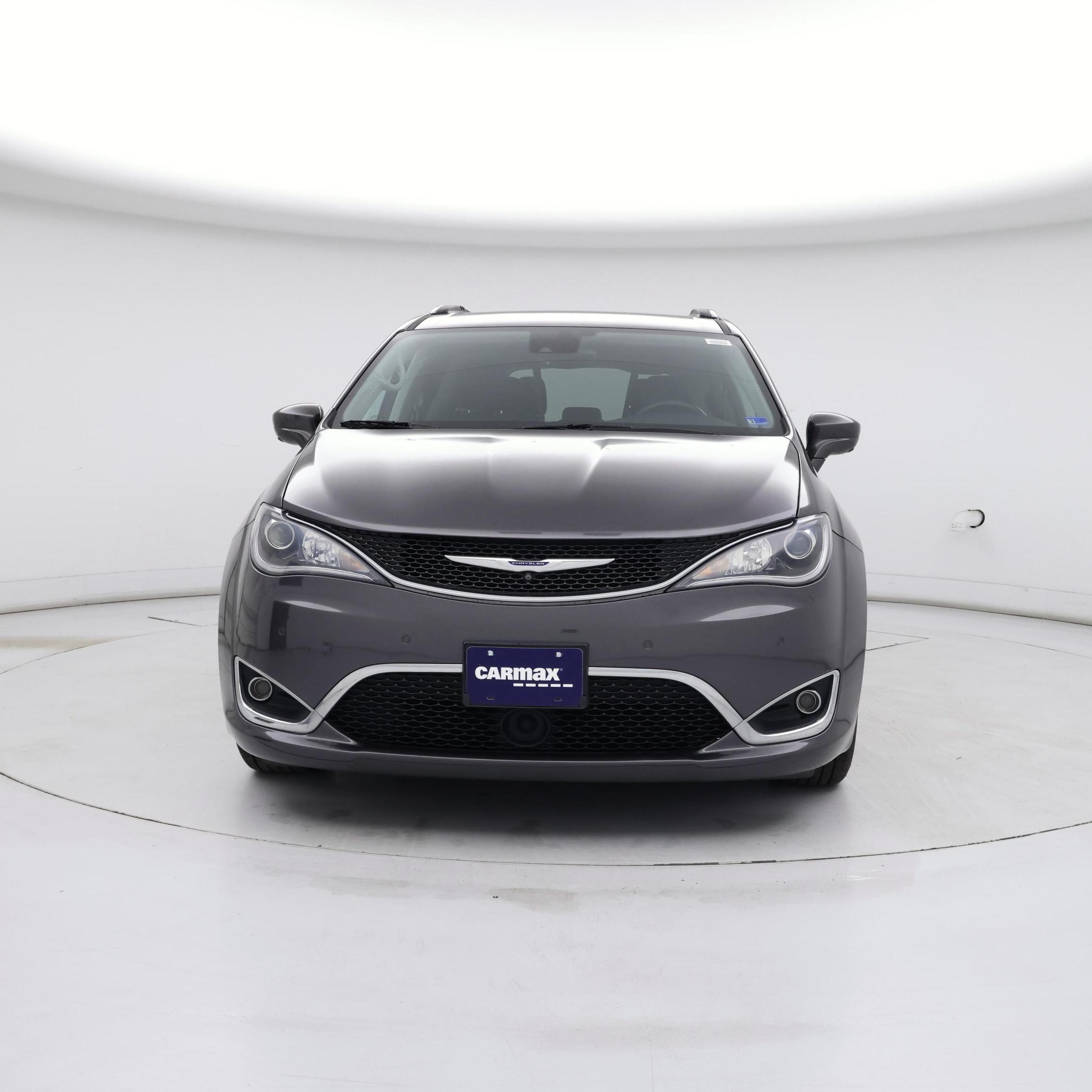 Thumbnail: 2019 Chrysler Pacifica - 5