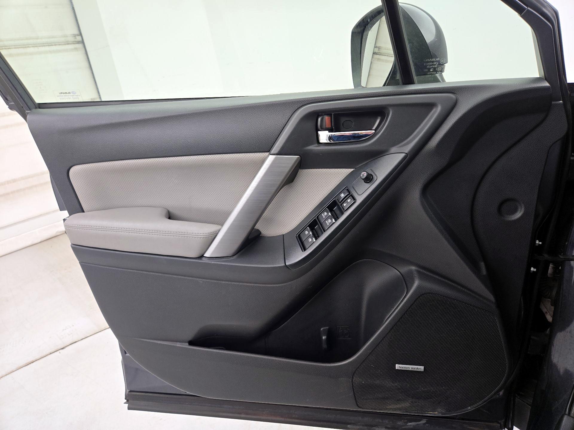 Thumbnail: 2017 Subaru Forester - 12