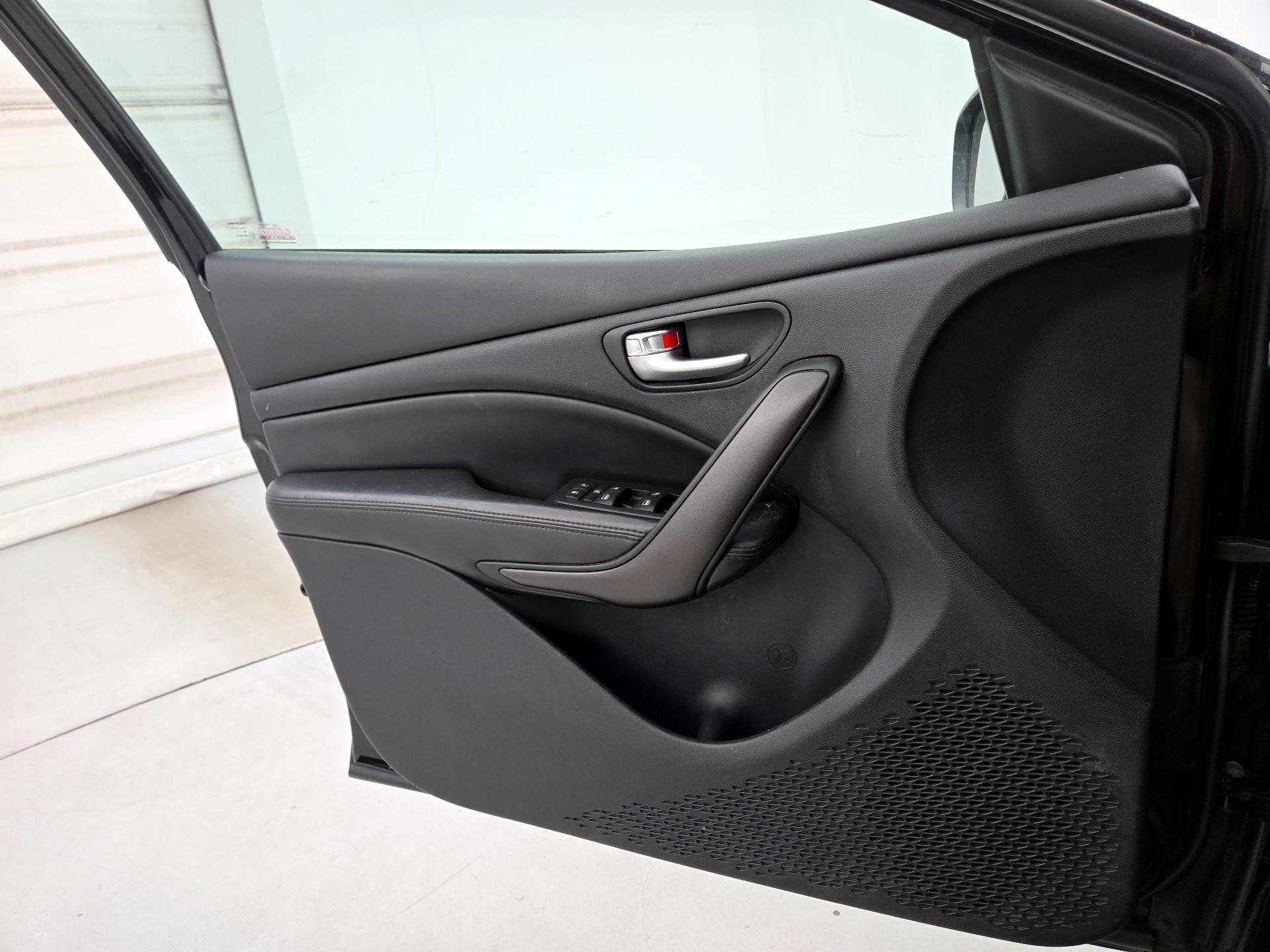 Thumbnail: 2015 Dodge Dart - 12