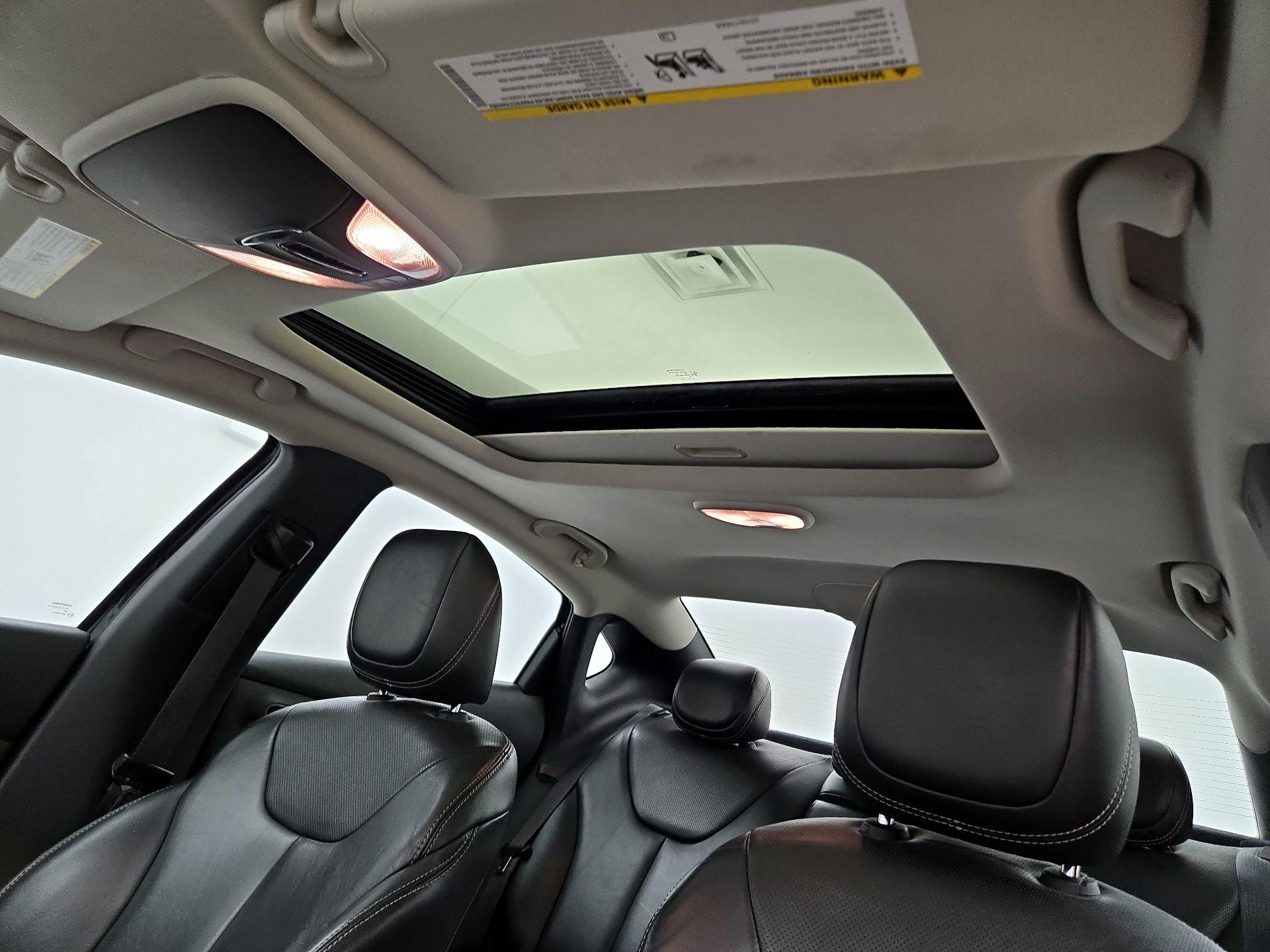 Thumbnail: 2015 Dodge Dart - 20