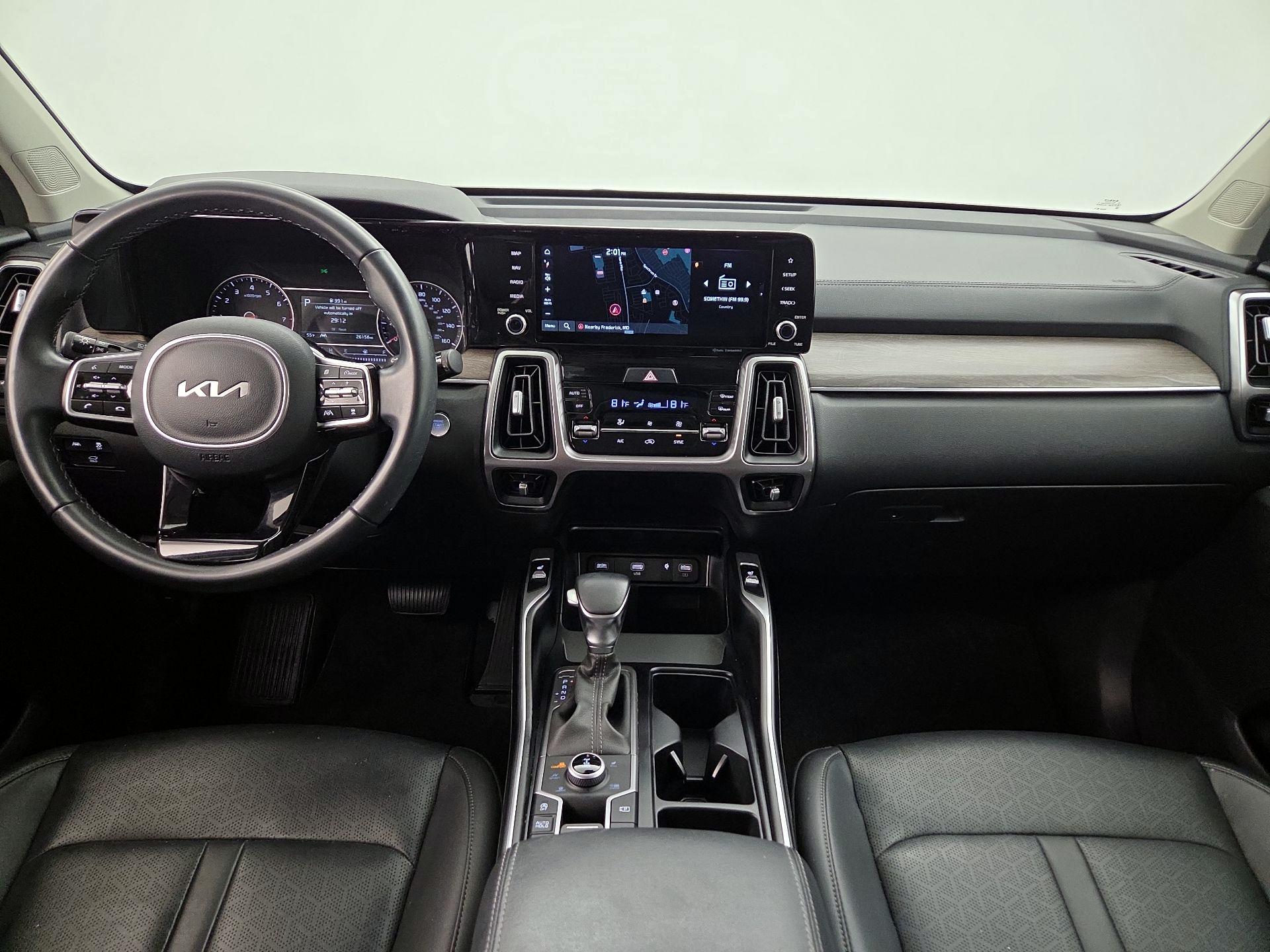 Thumbnail: 2023 Kia Sorento - 9