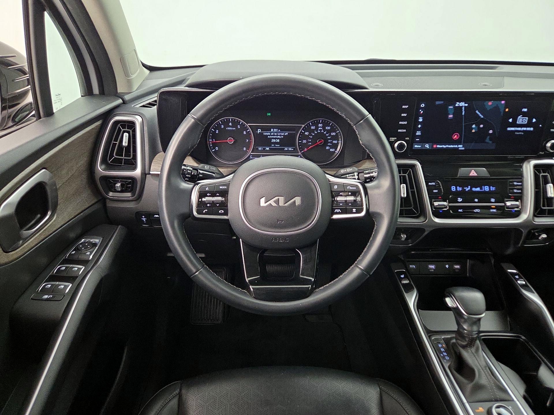 Thumbnail: 2023 Kia Sorento - 10