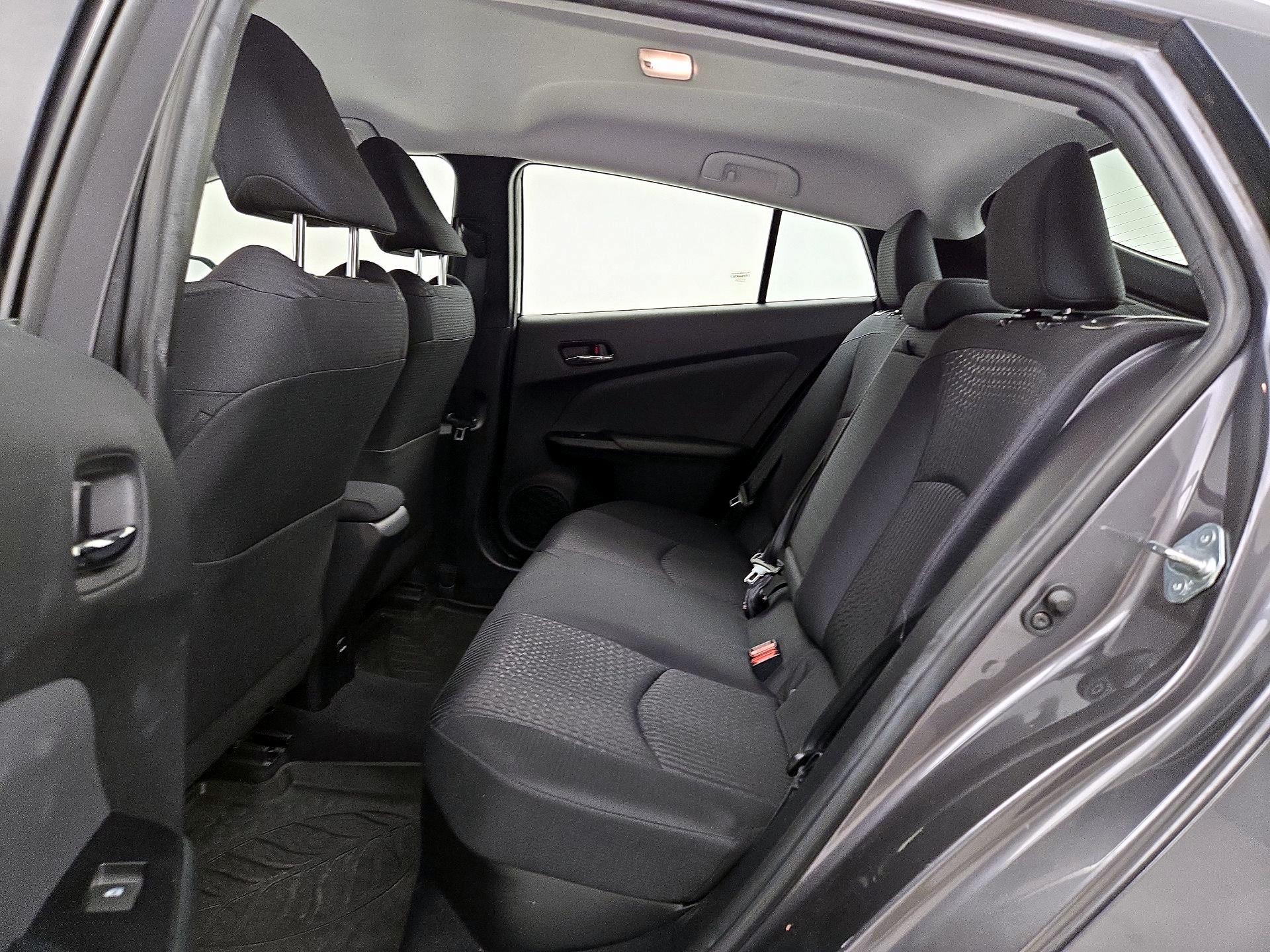 Thumbnail: 2017 Toyota Prius - 20