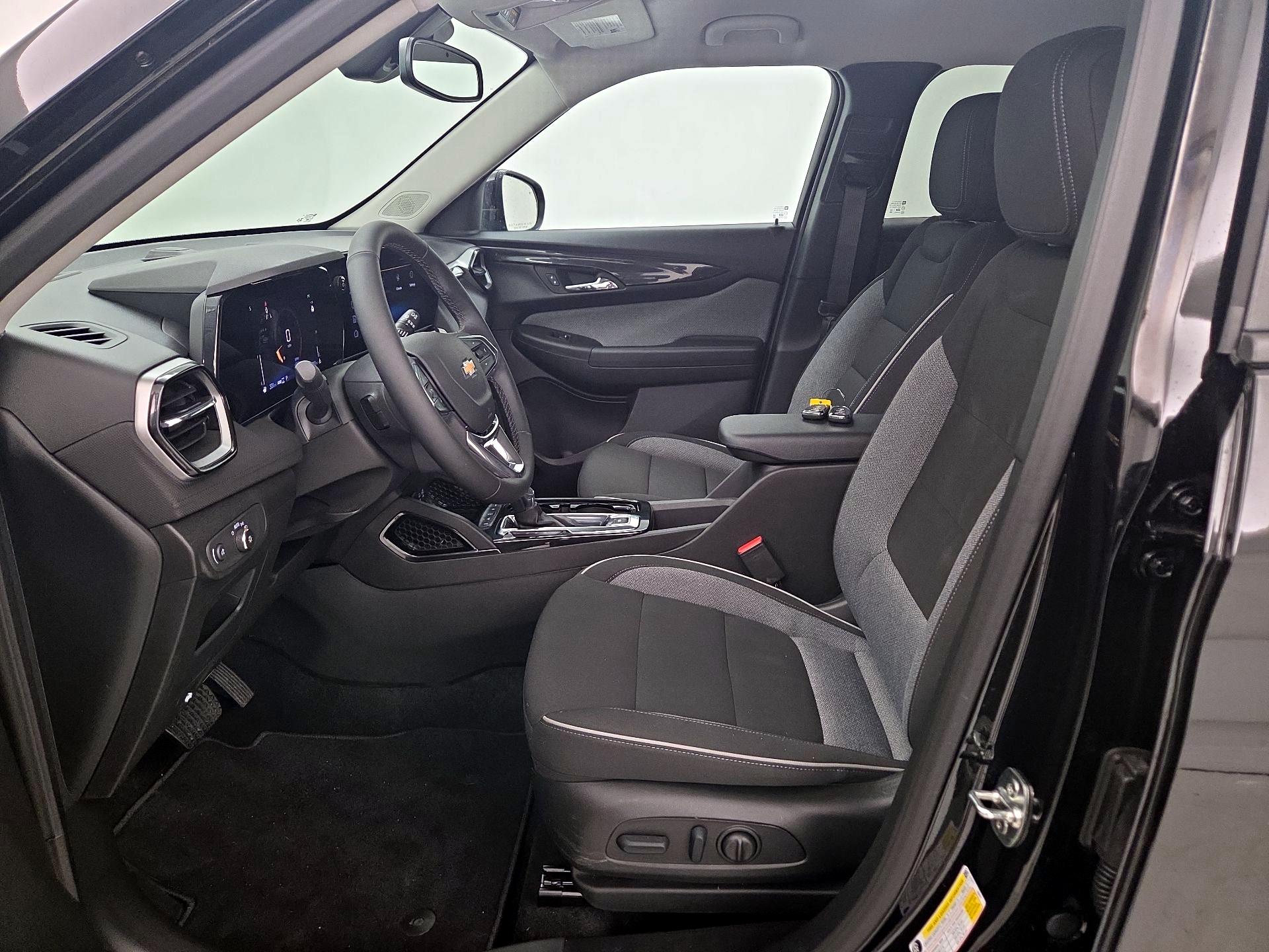 Thumbnail: 2026 Chevrolet TrailBlazer - 11