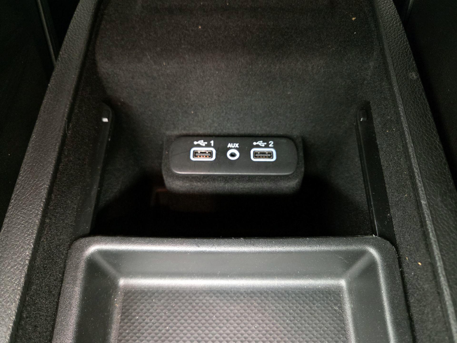 Thumbnail: 2022 Dodge Charger - 18