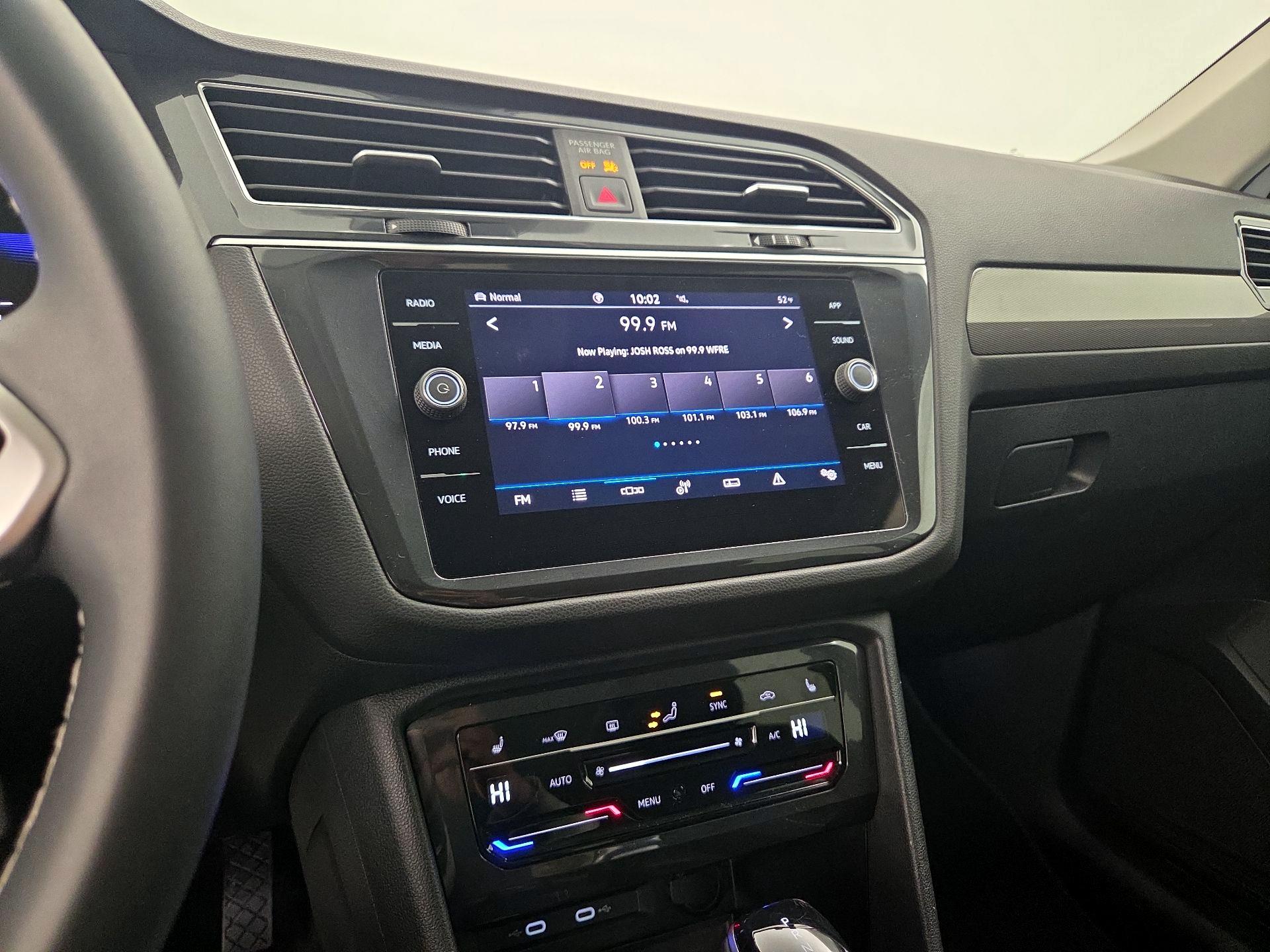 Thumbnail: 2024 Volkswagen Tiguan - 15