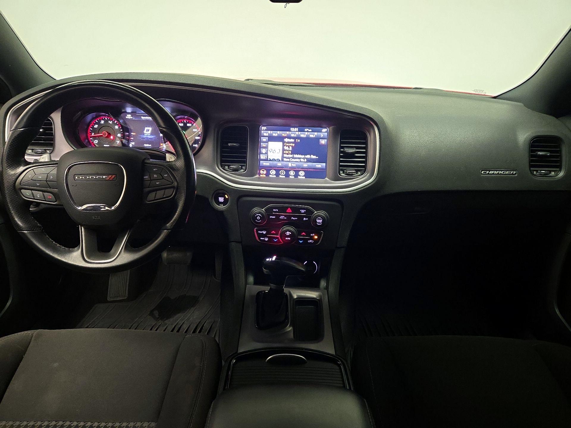 Thumbnail: 2021 Dodge Charger - 9