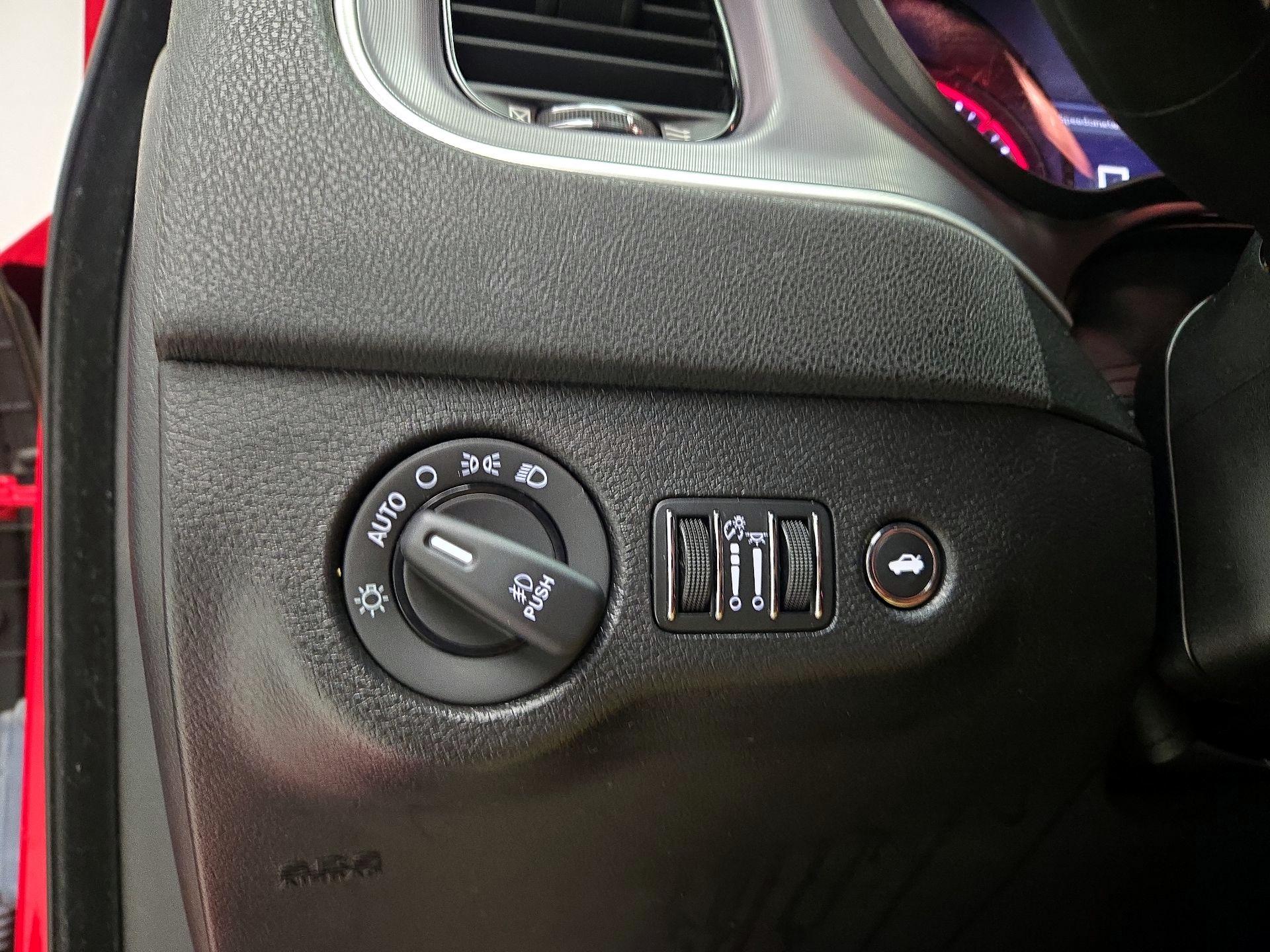 Thumbnail: 2021 Dodge Charger - 13