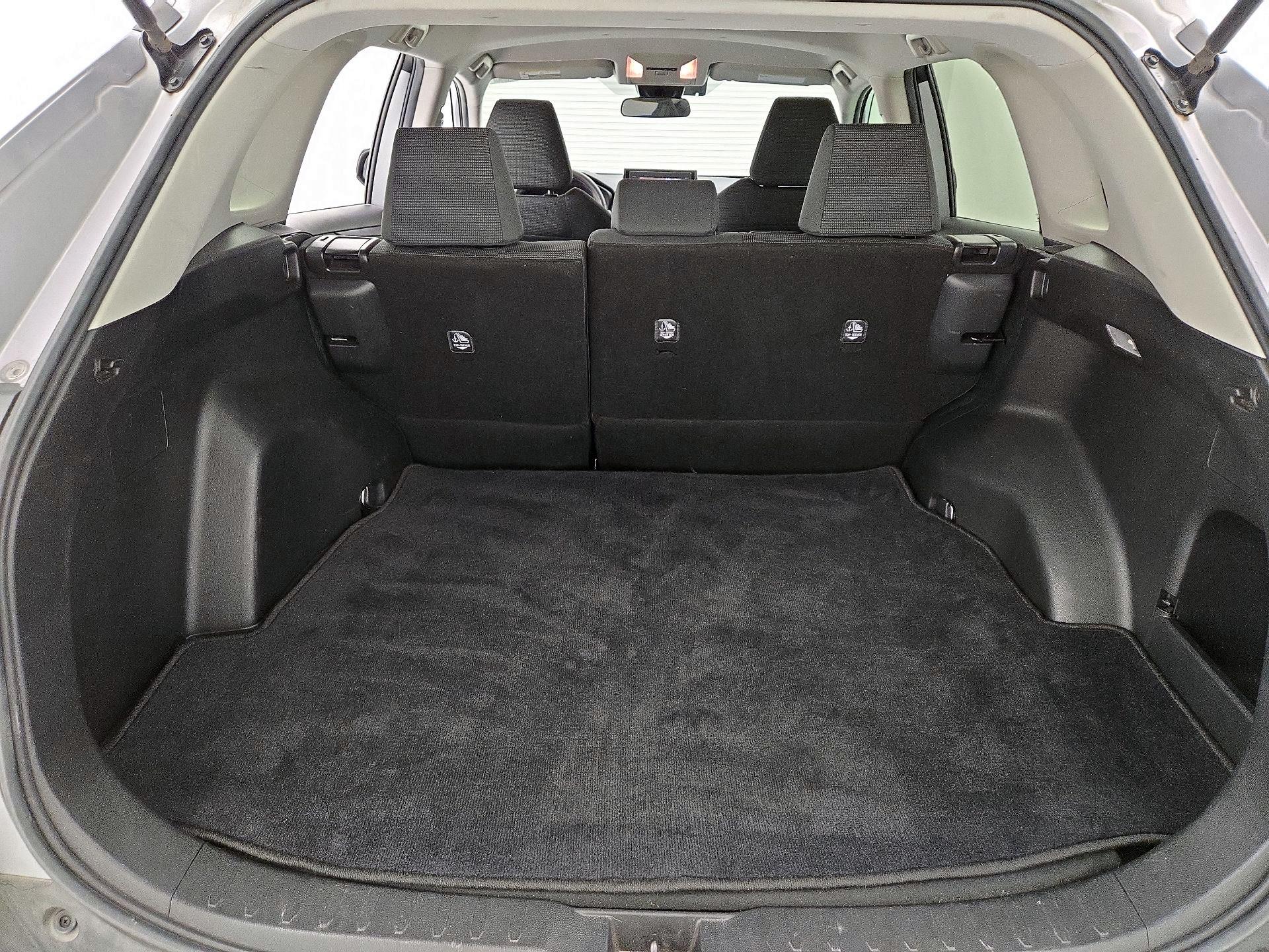 Thumbnail: 2021 Toyota RAV4 - 19