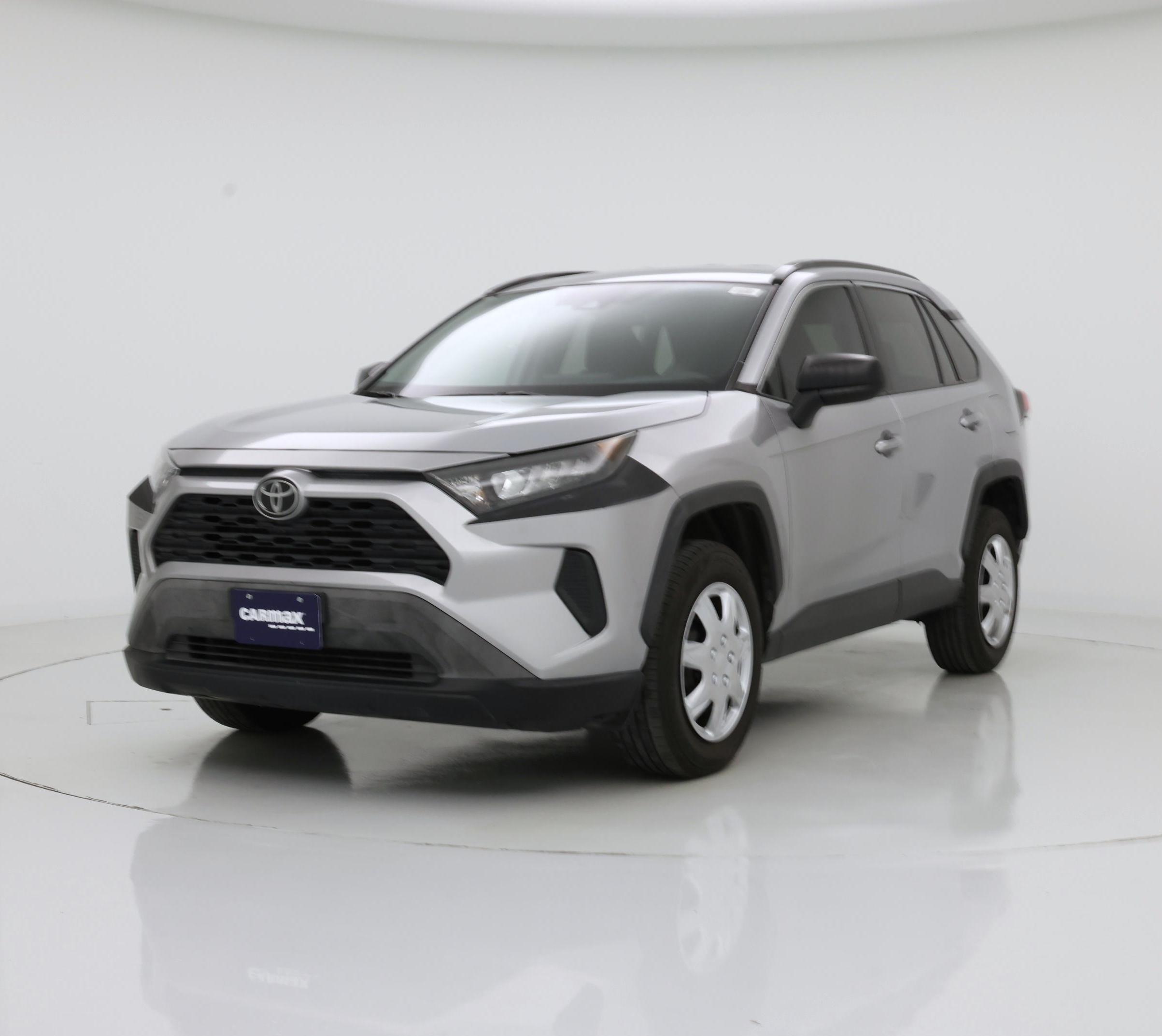 Thumbnail: 2021 Toyota RAV4 - 4