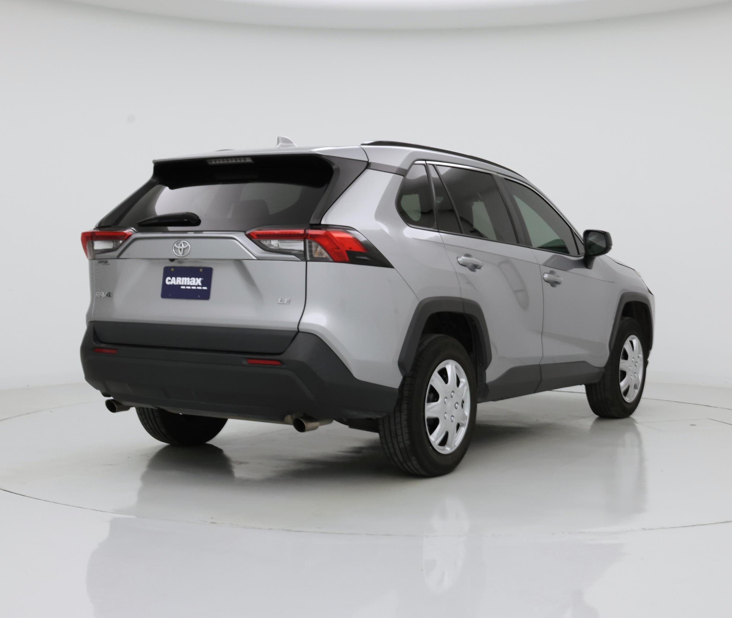 Thumbnail: 2021 Toyota RAV4 - 8