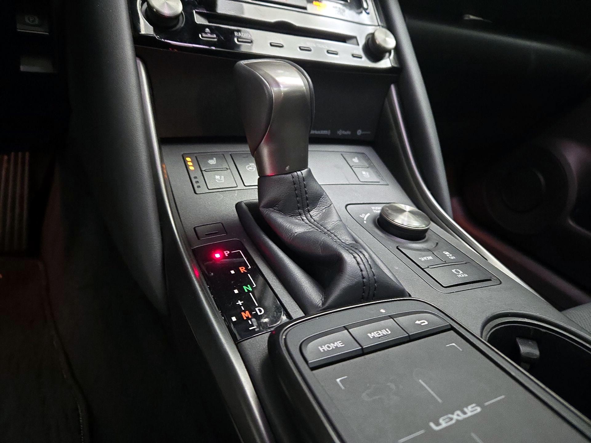 Thumbnail: 2022 Lexus IS - 17