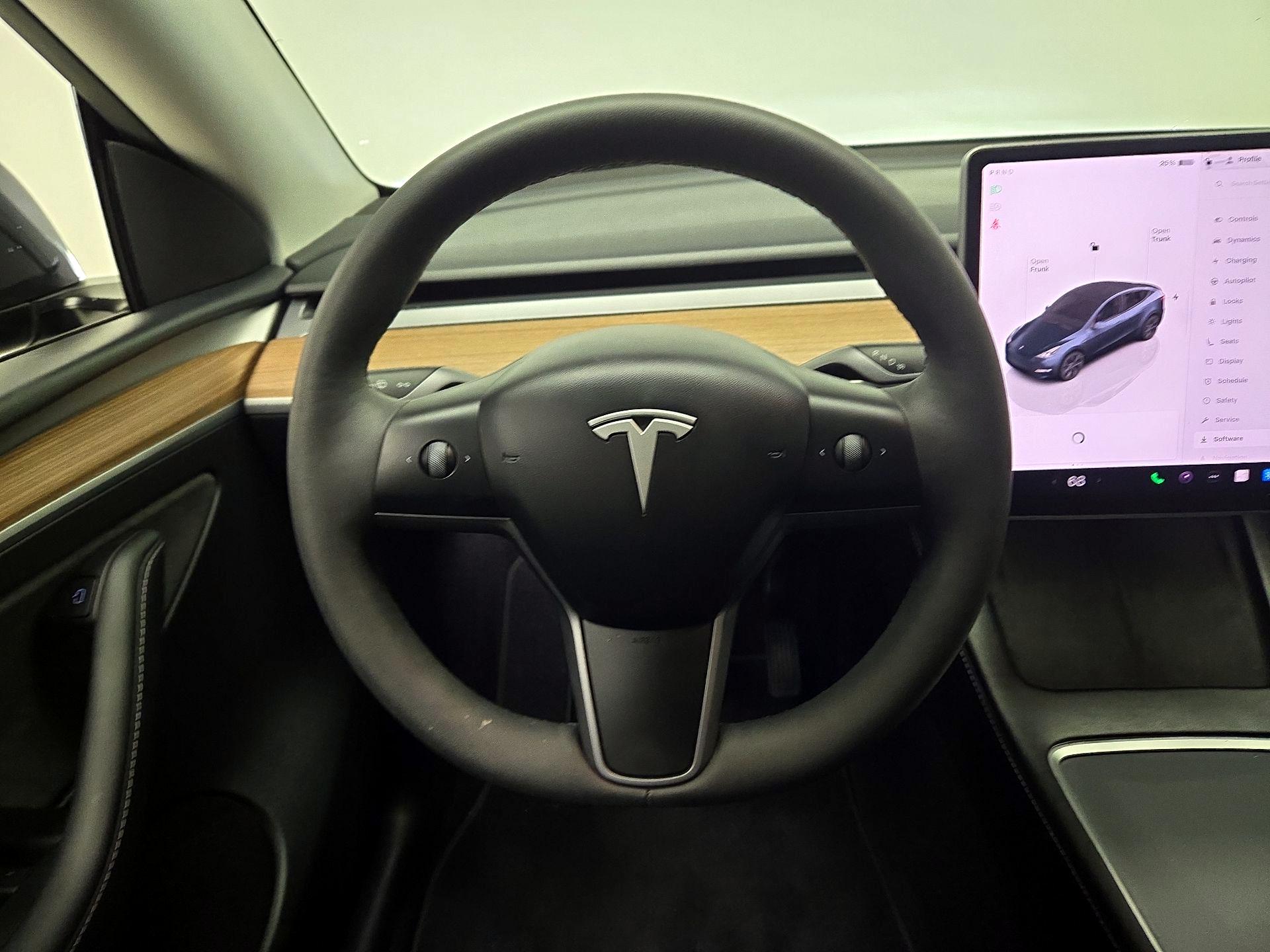 Thumbnail: 2024 Tesla Model Y - 10