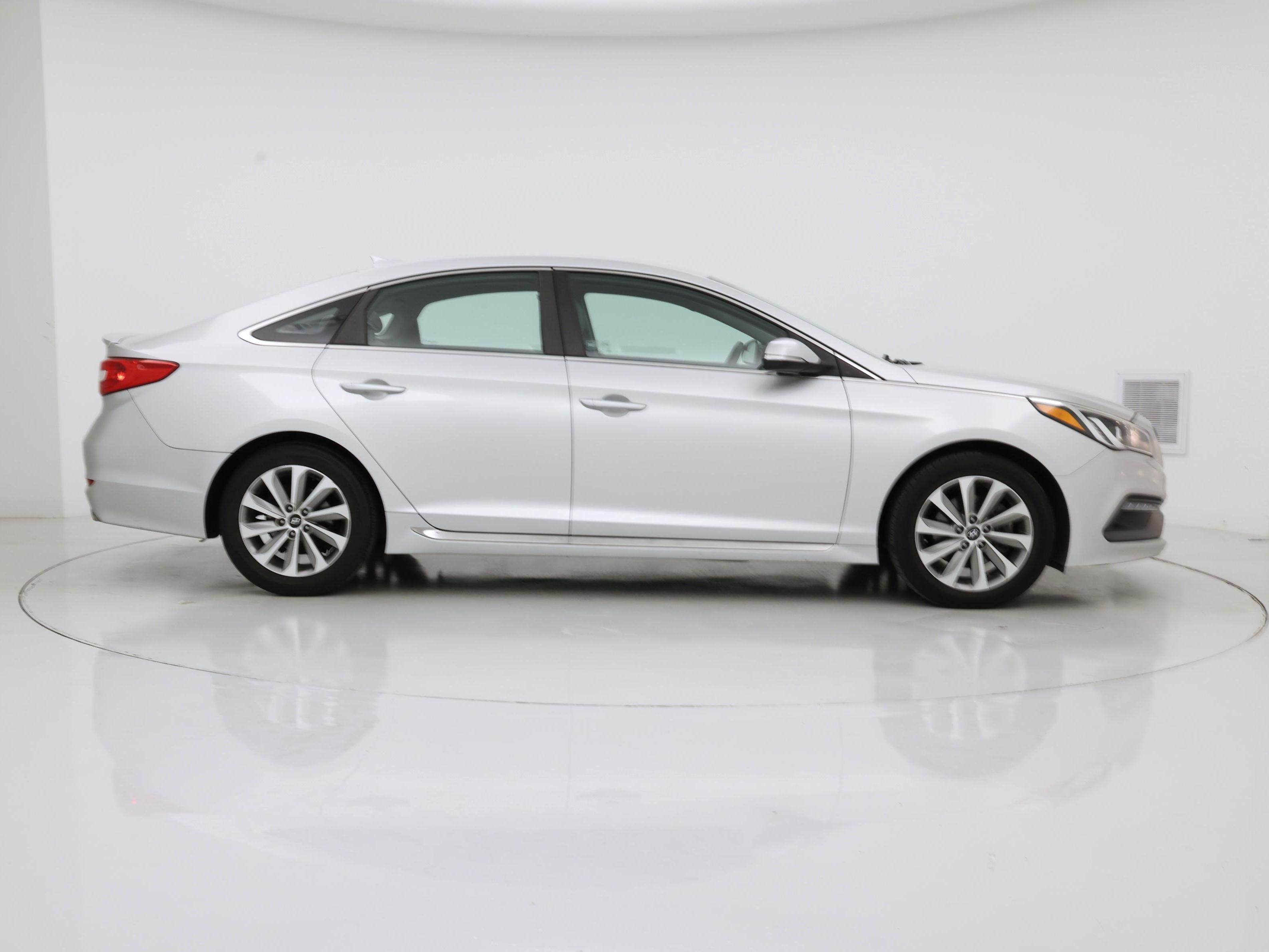 Thumbnail: 2016 Hyundai Sonata - 7
