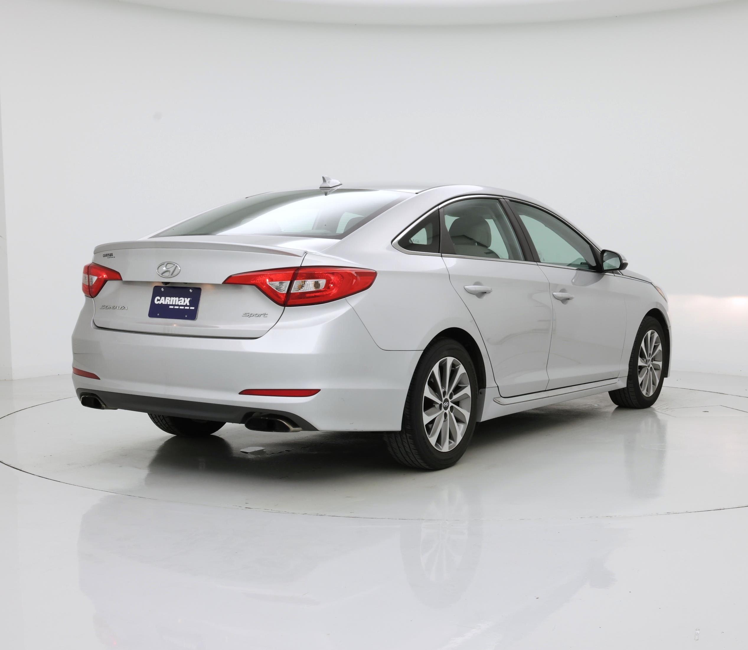 Thumbnail: 2016 Hyundai Sonata - 8