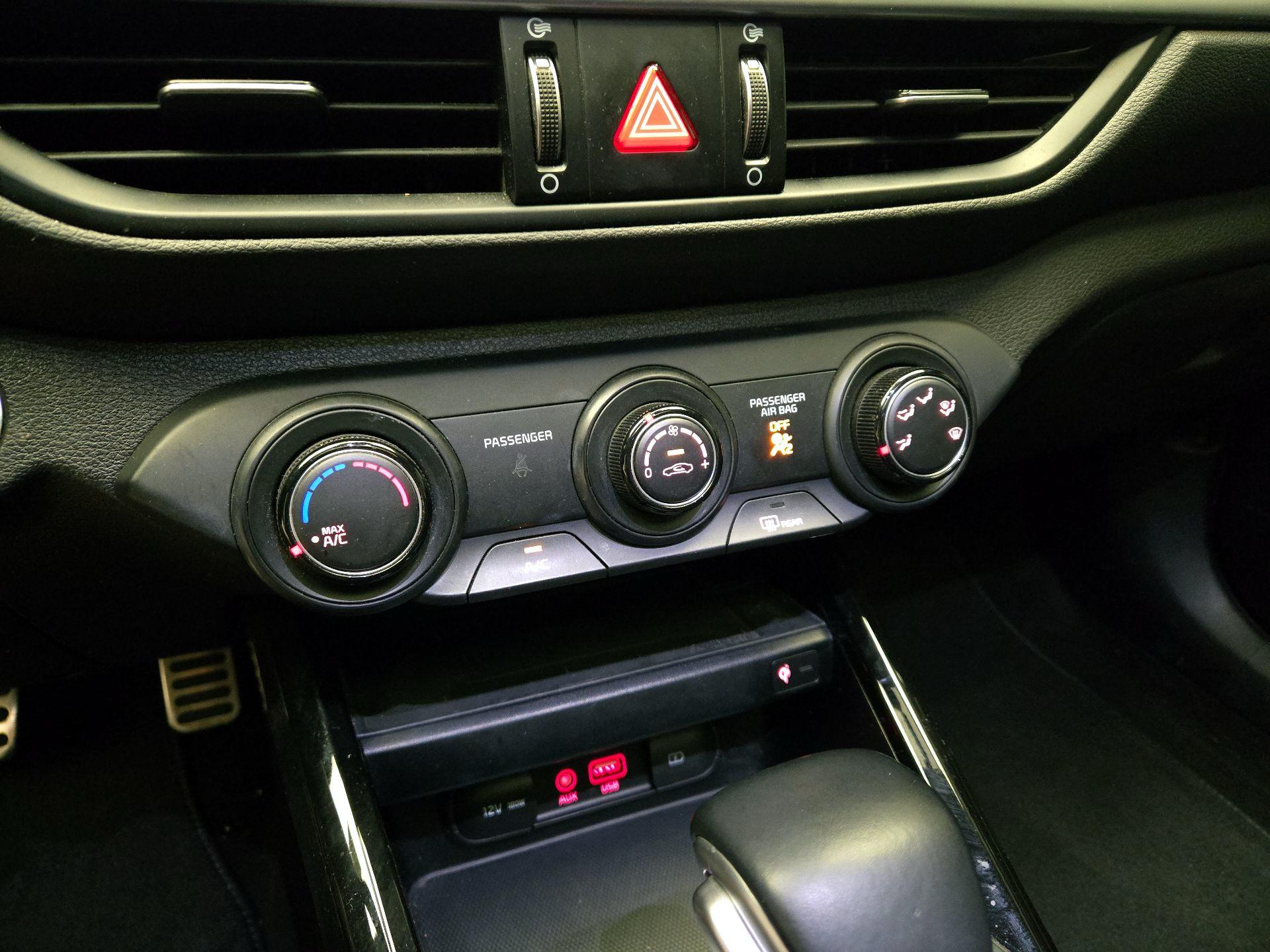 Thumbnail: 2021 Kia Forte - 16