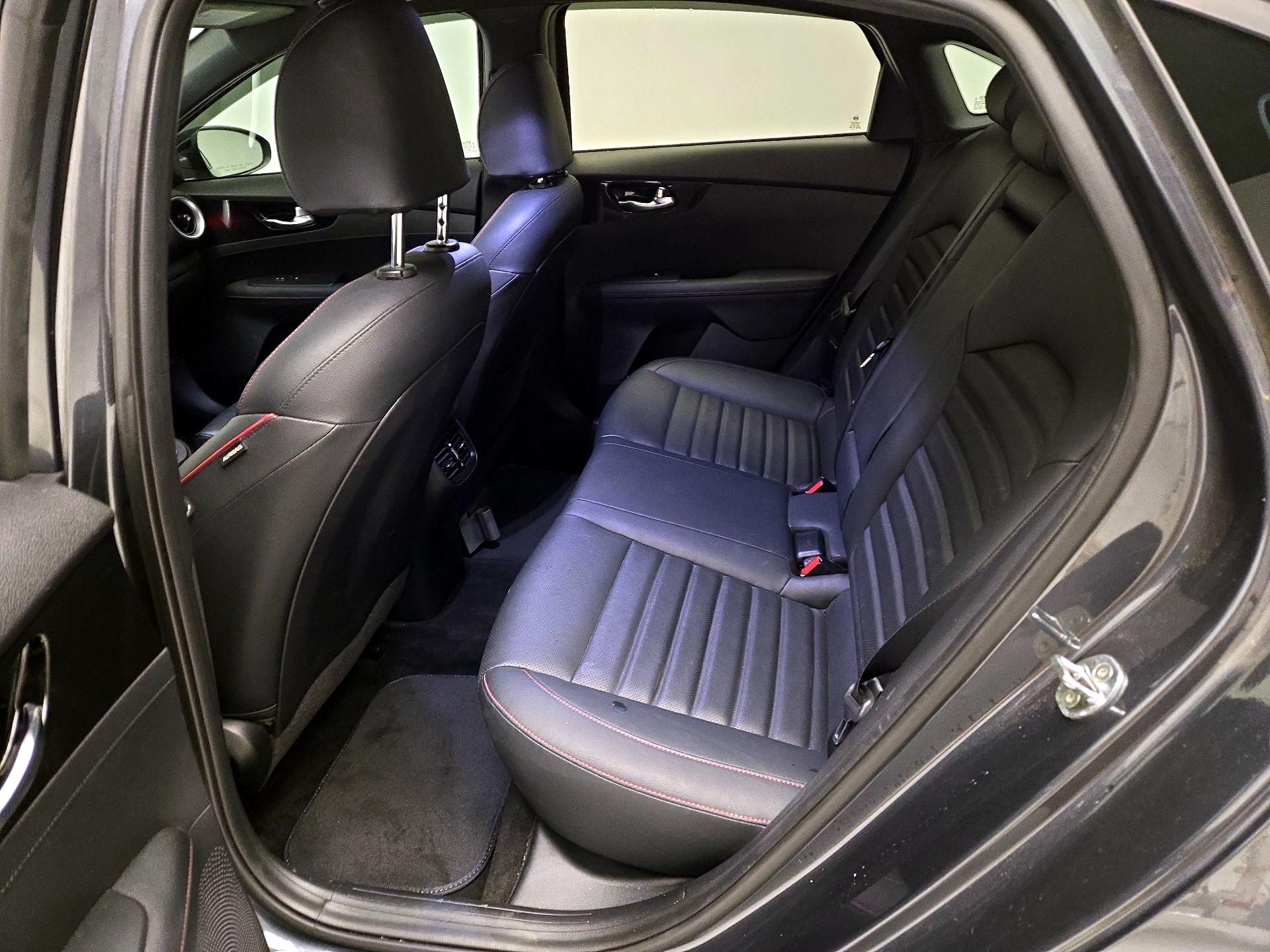 Thumbnail: 2021 Kia Forte - 20