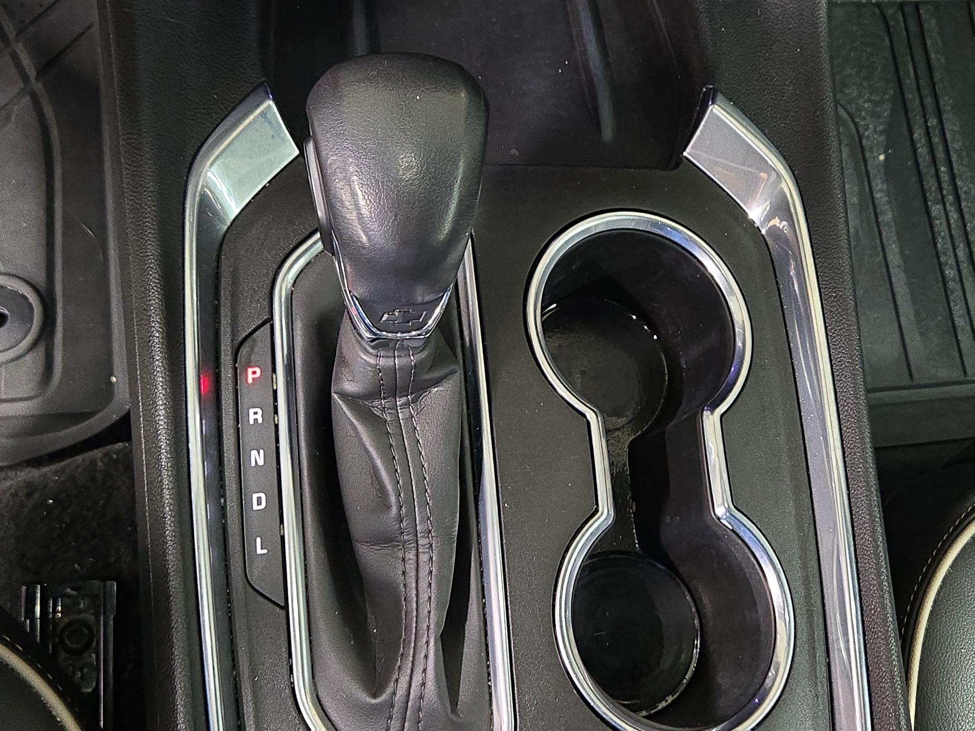 Thumbnail: 2022 Chevrolet Traverse - 18