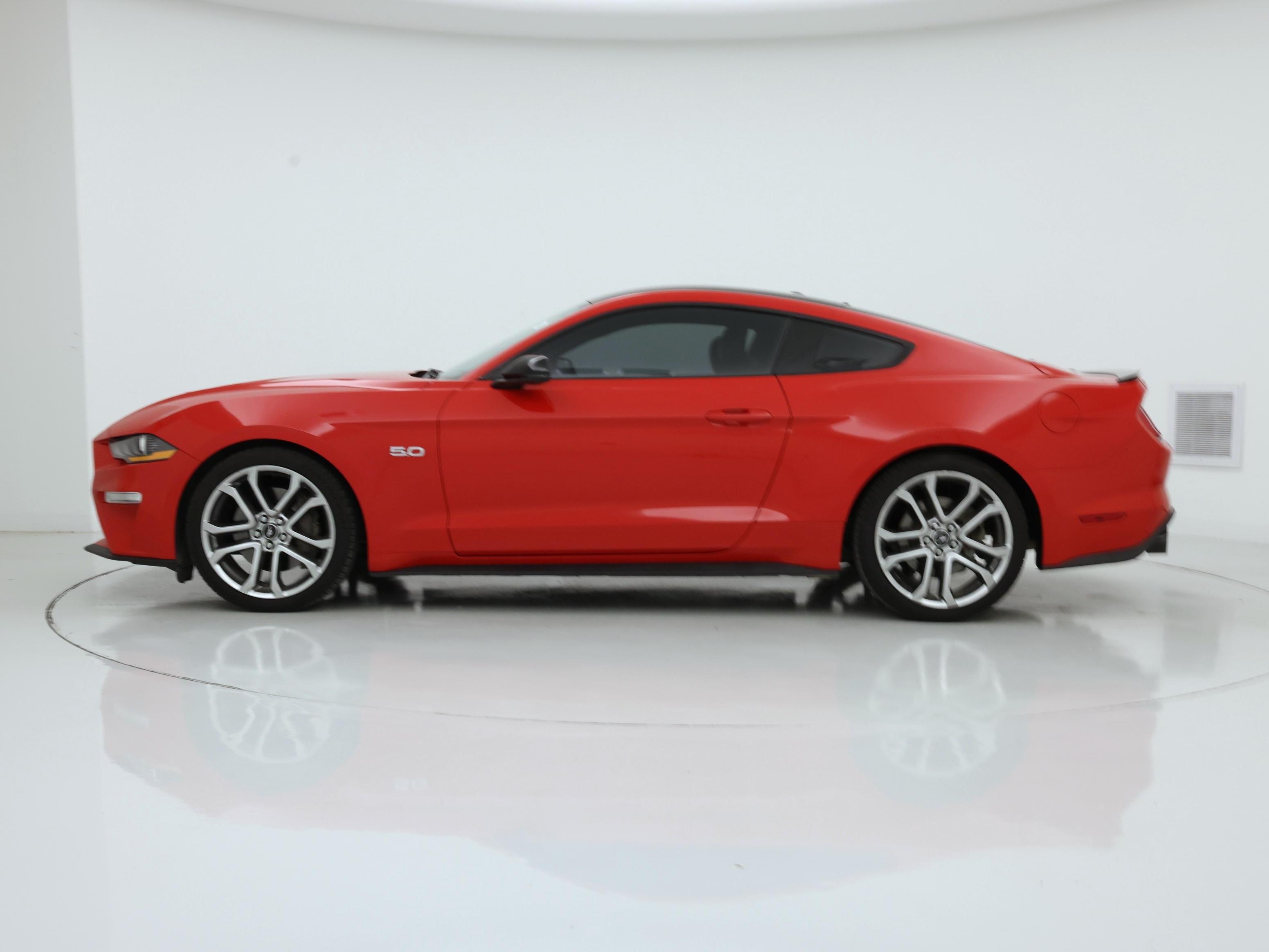 Thumbnail: 2019 Ford Mustang - 3