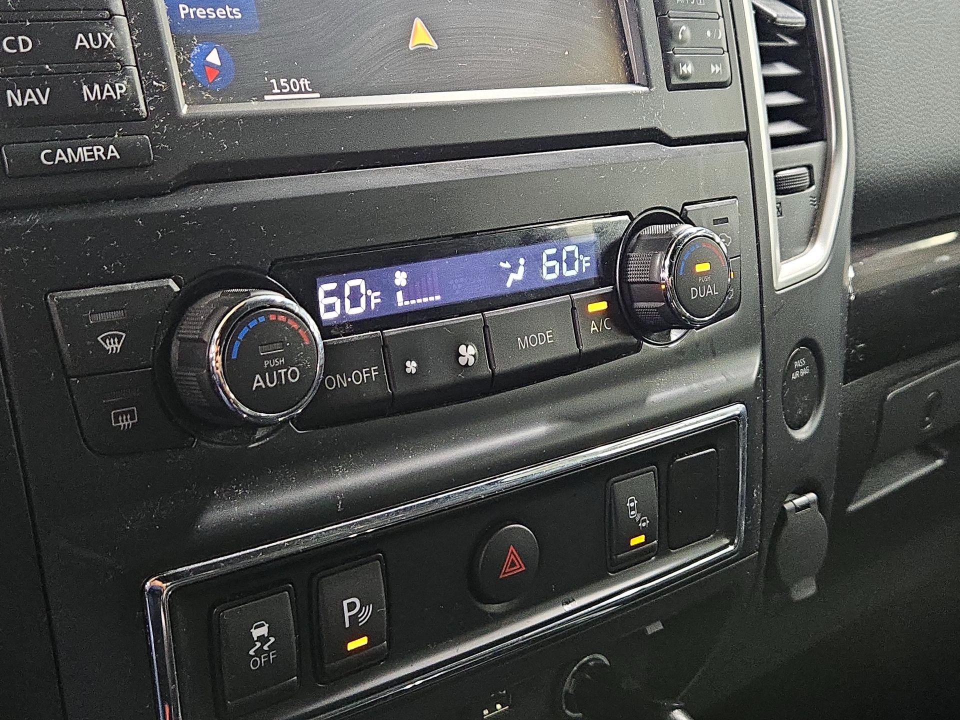 Thumbnail: 2018 Nissan Titan - 17