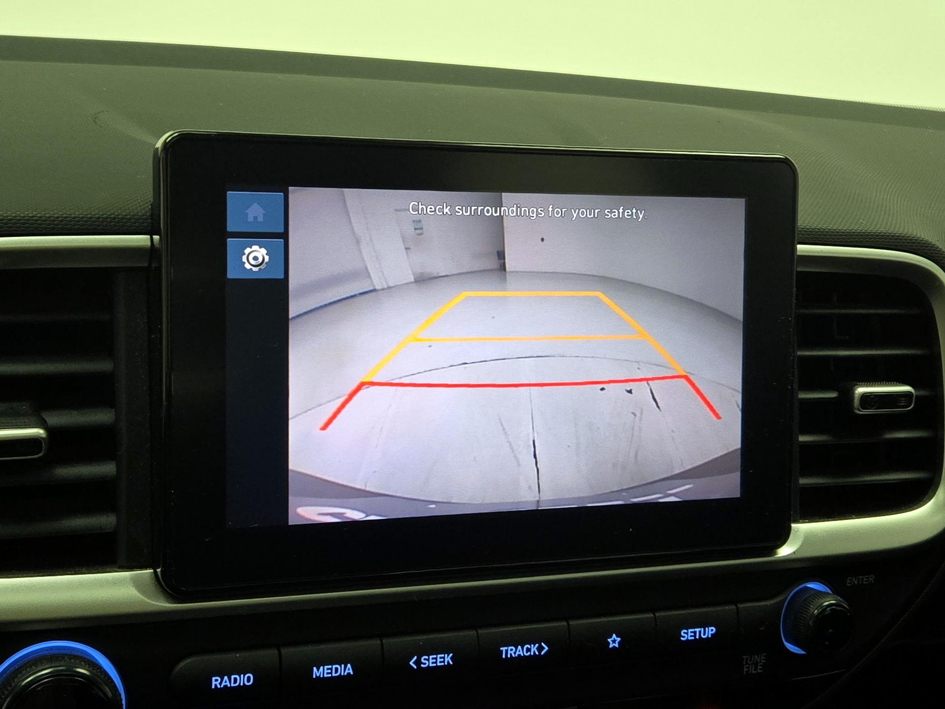 Thumbnail: 2023 Hyundai Venue - 14