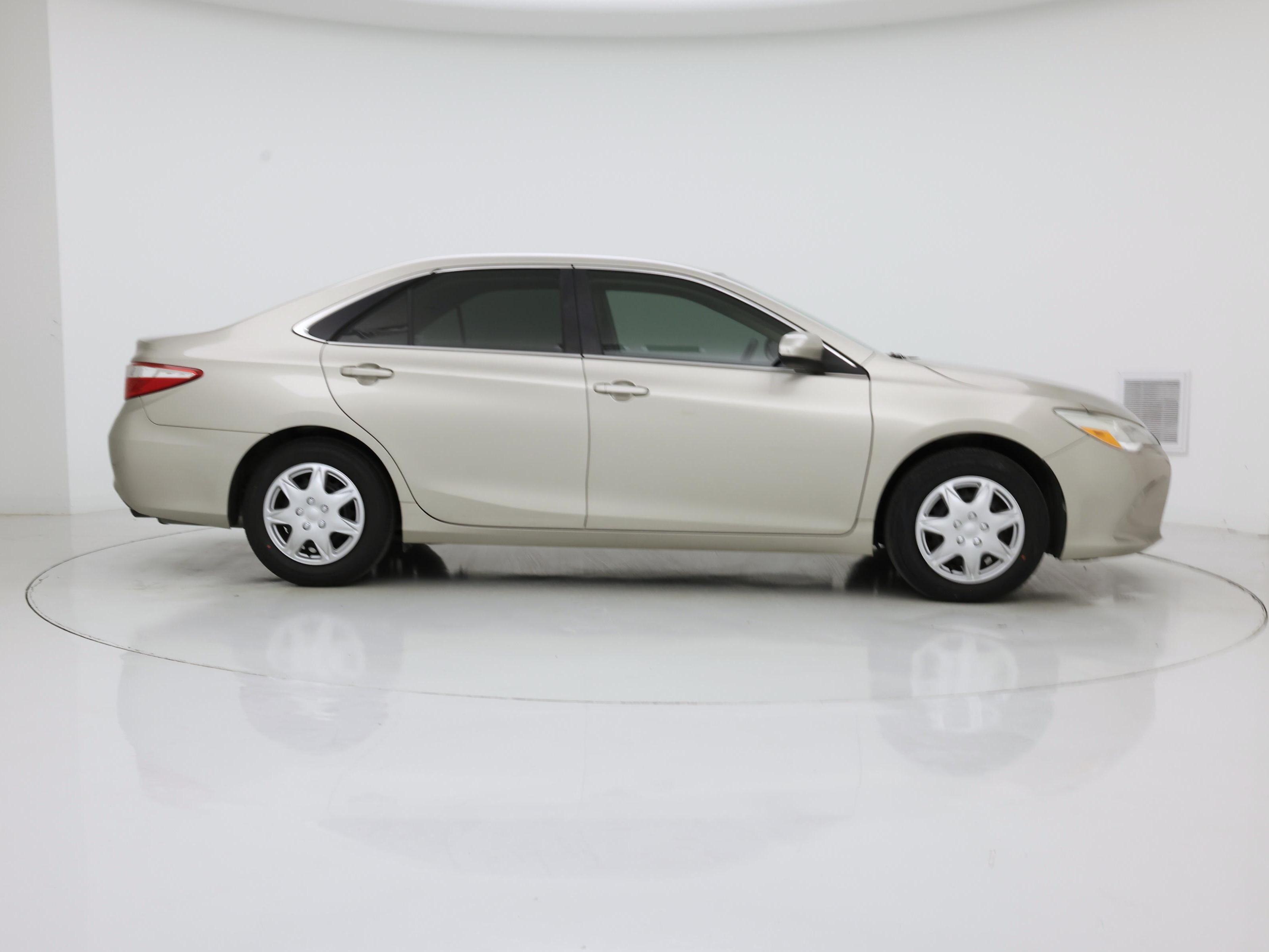 Thumbnail: 2016 Toyota Camry - 7