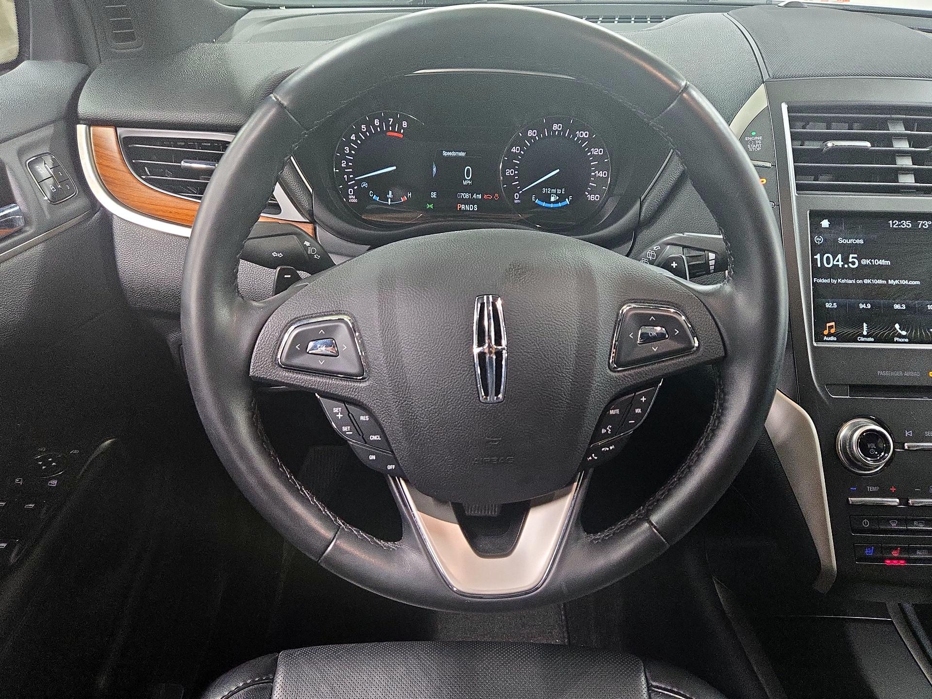 Thumbnail: 2017 Lincoln MKC - 10