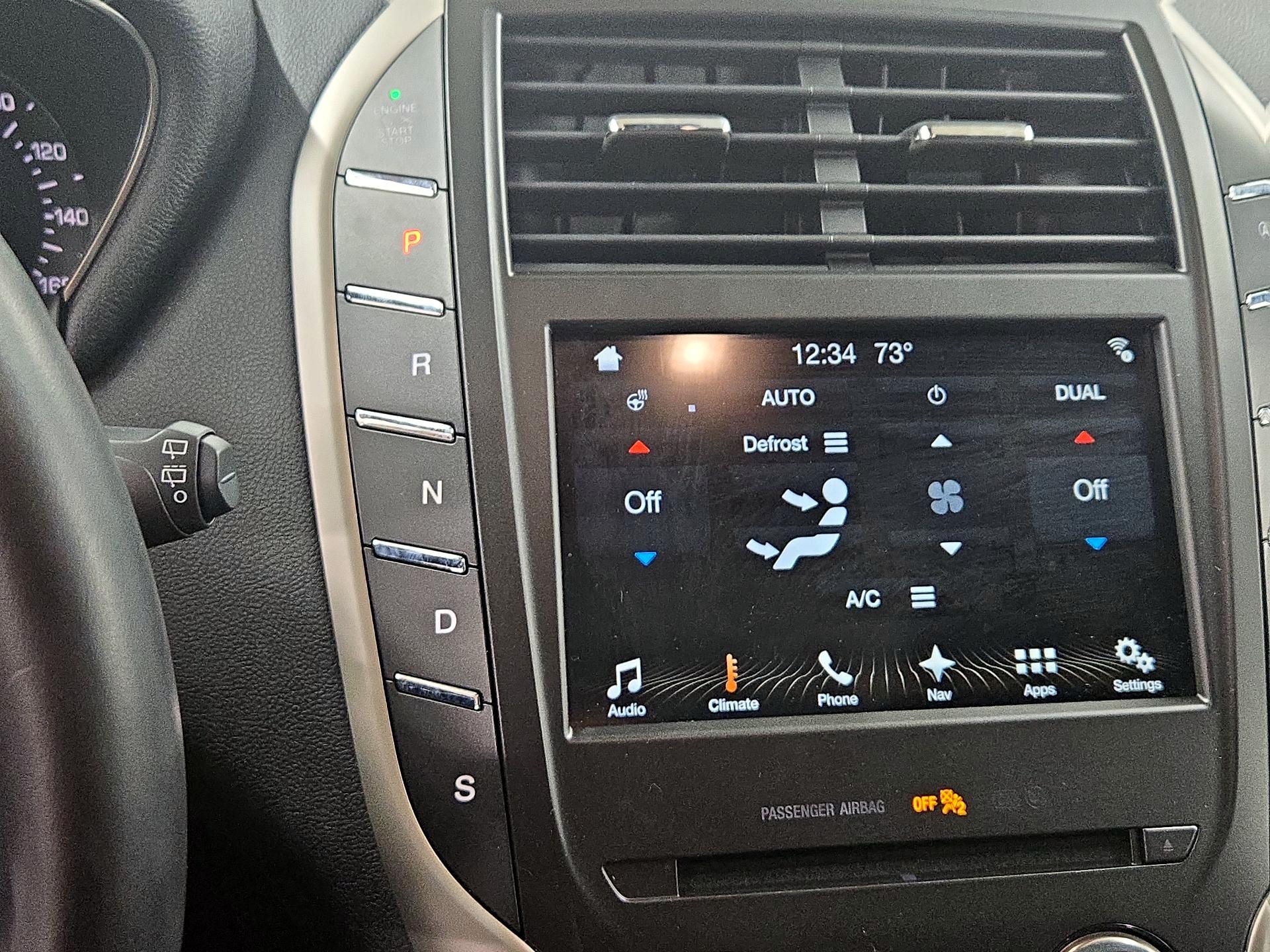 Thumbnail: 2017 Lincoln MKC - 18