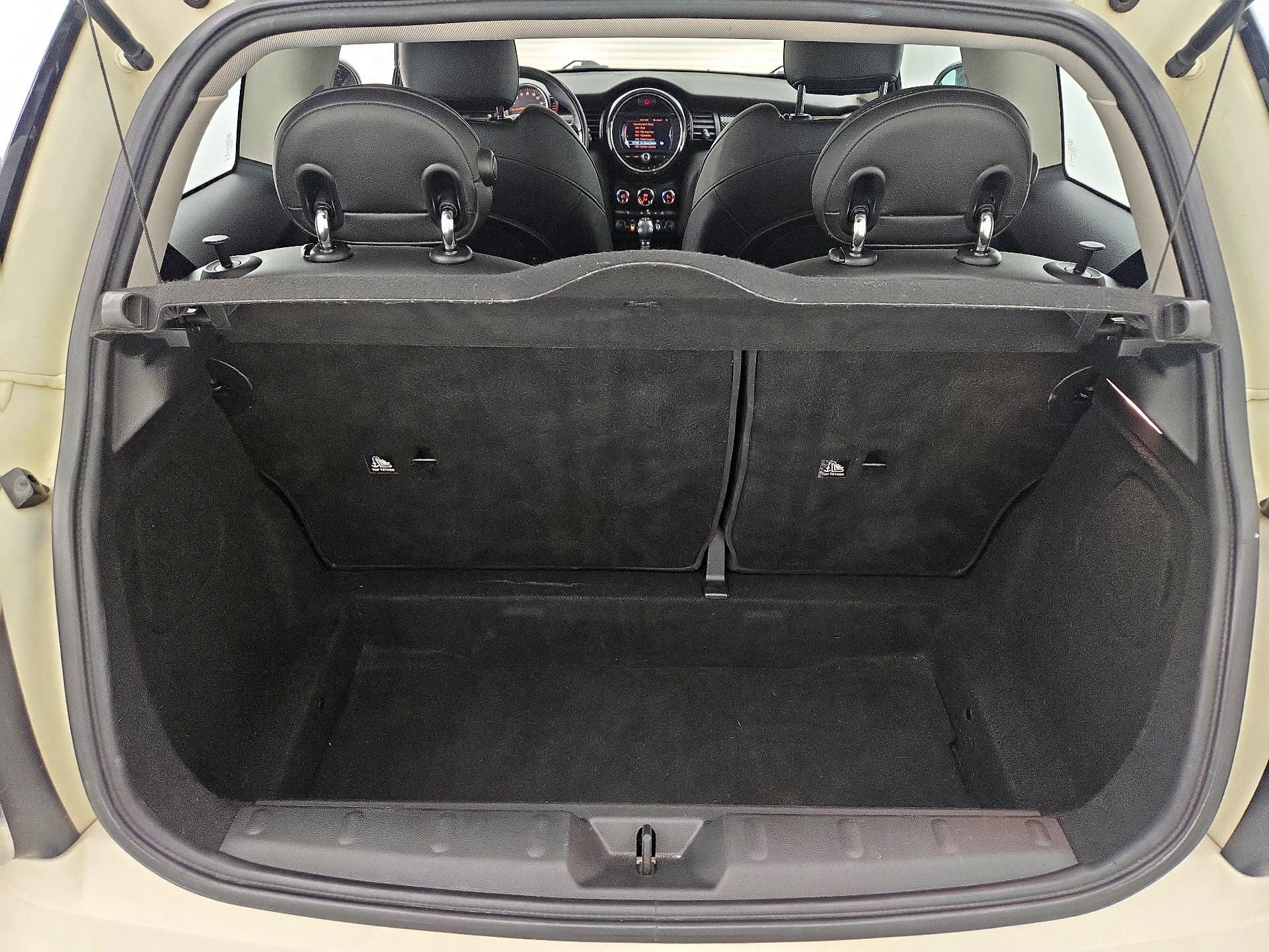 Thumbnail: 2017 MINI Cooper Hardtop - 19