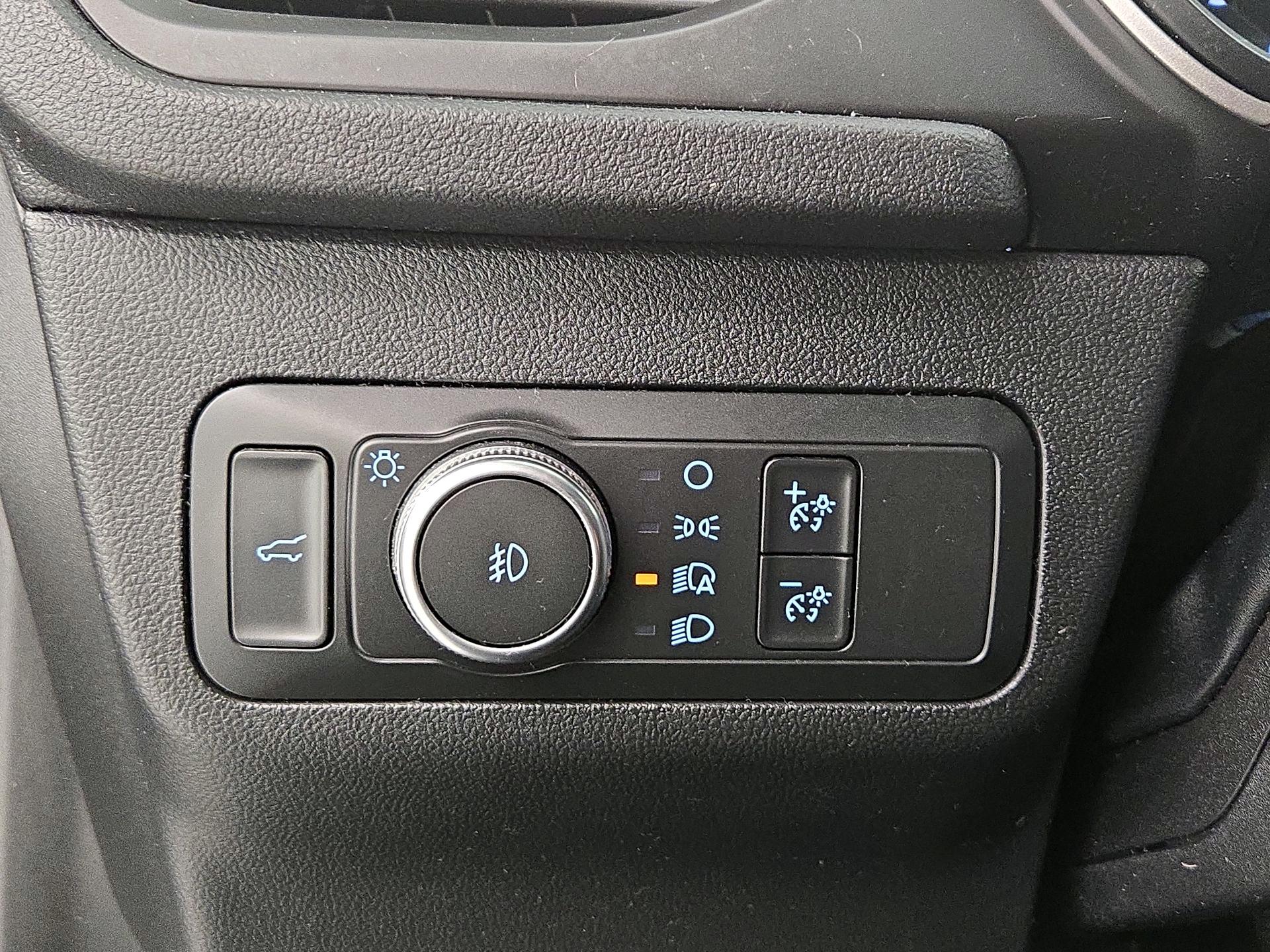 Thumbnail: 2020 Ford Escape - 13