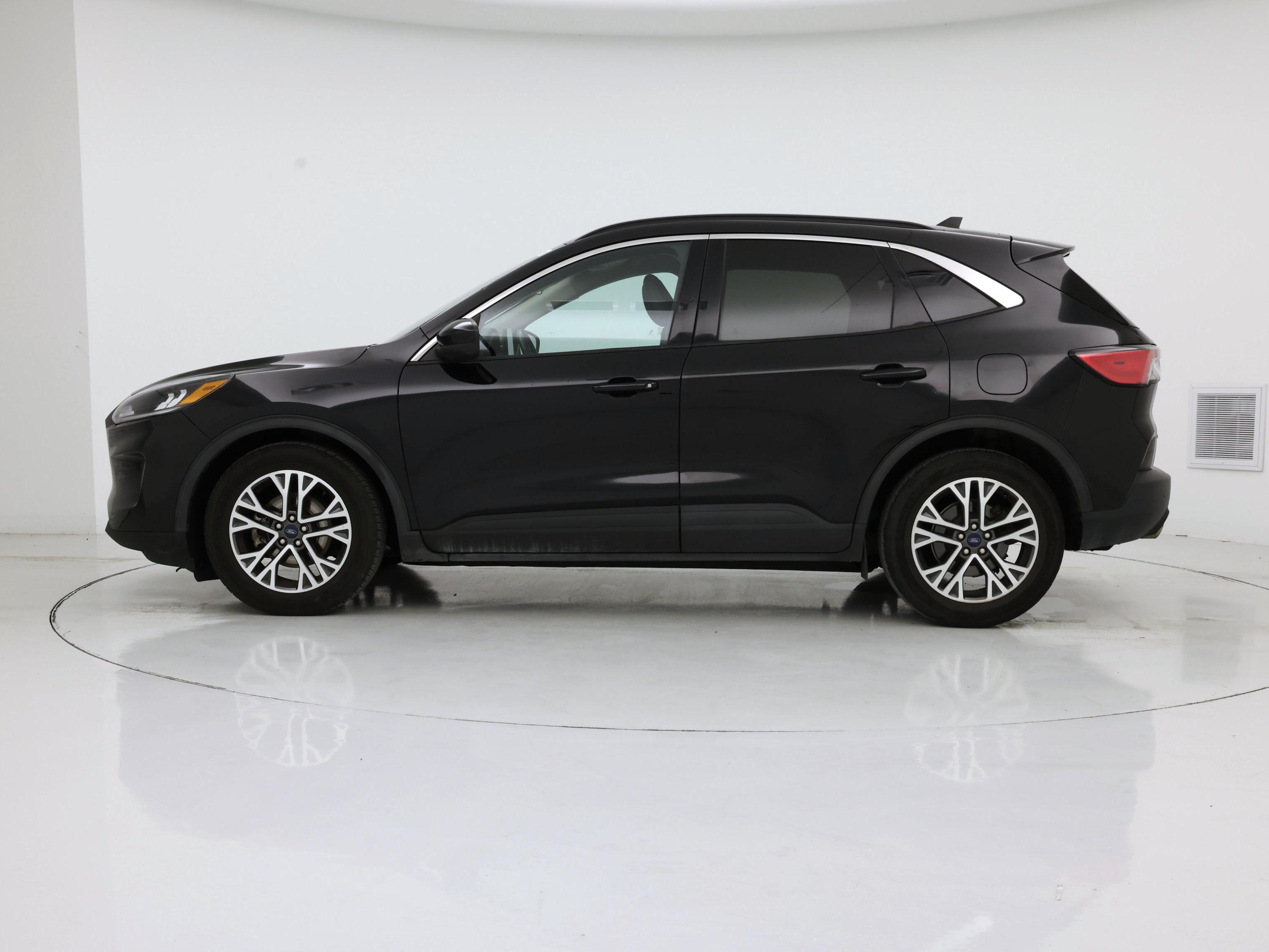 Thumbnail: 2020 Ford Escape - 3