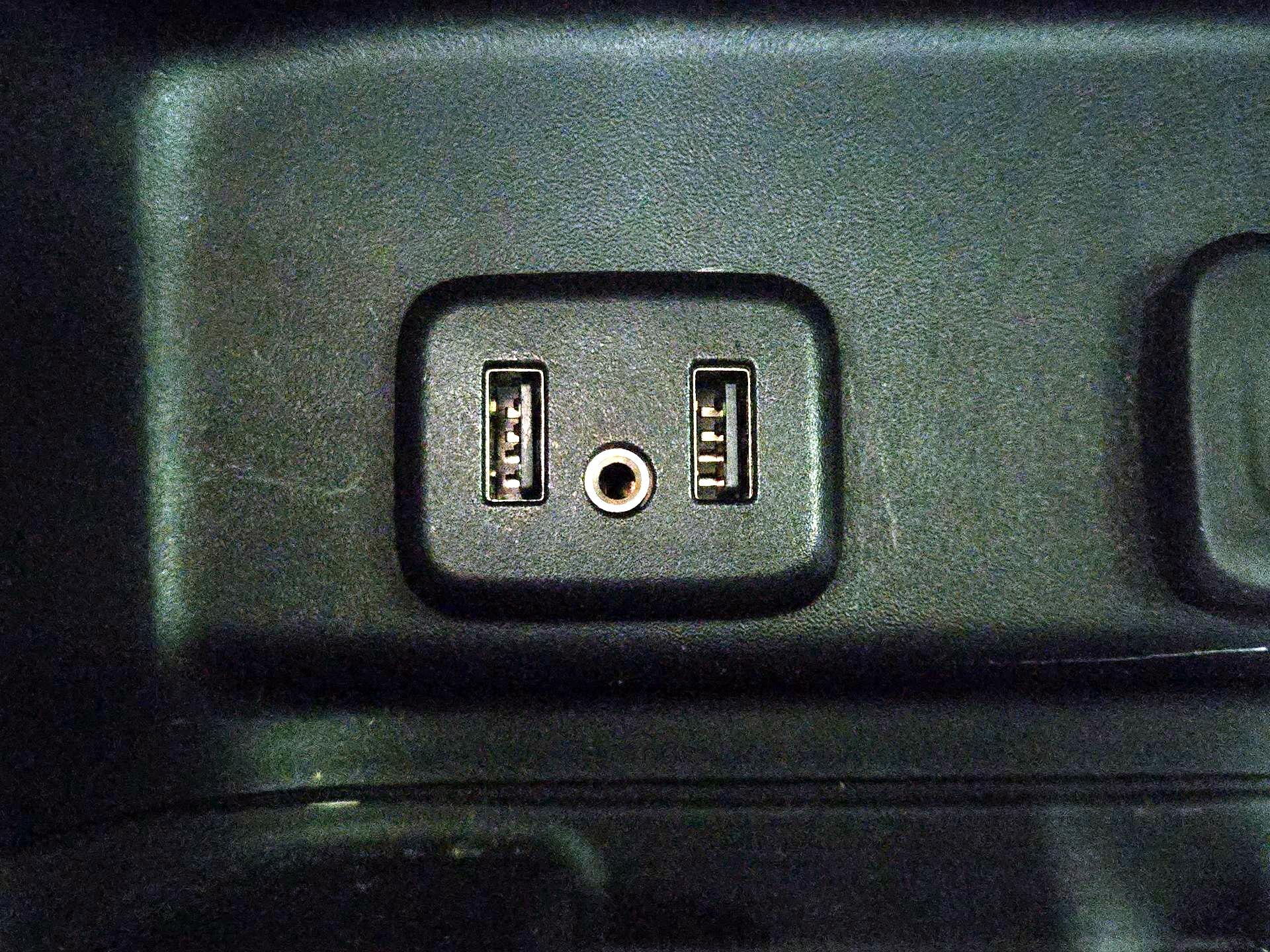 Thumbnail: 2018 Chevrolet Equinox - 17