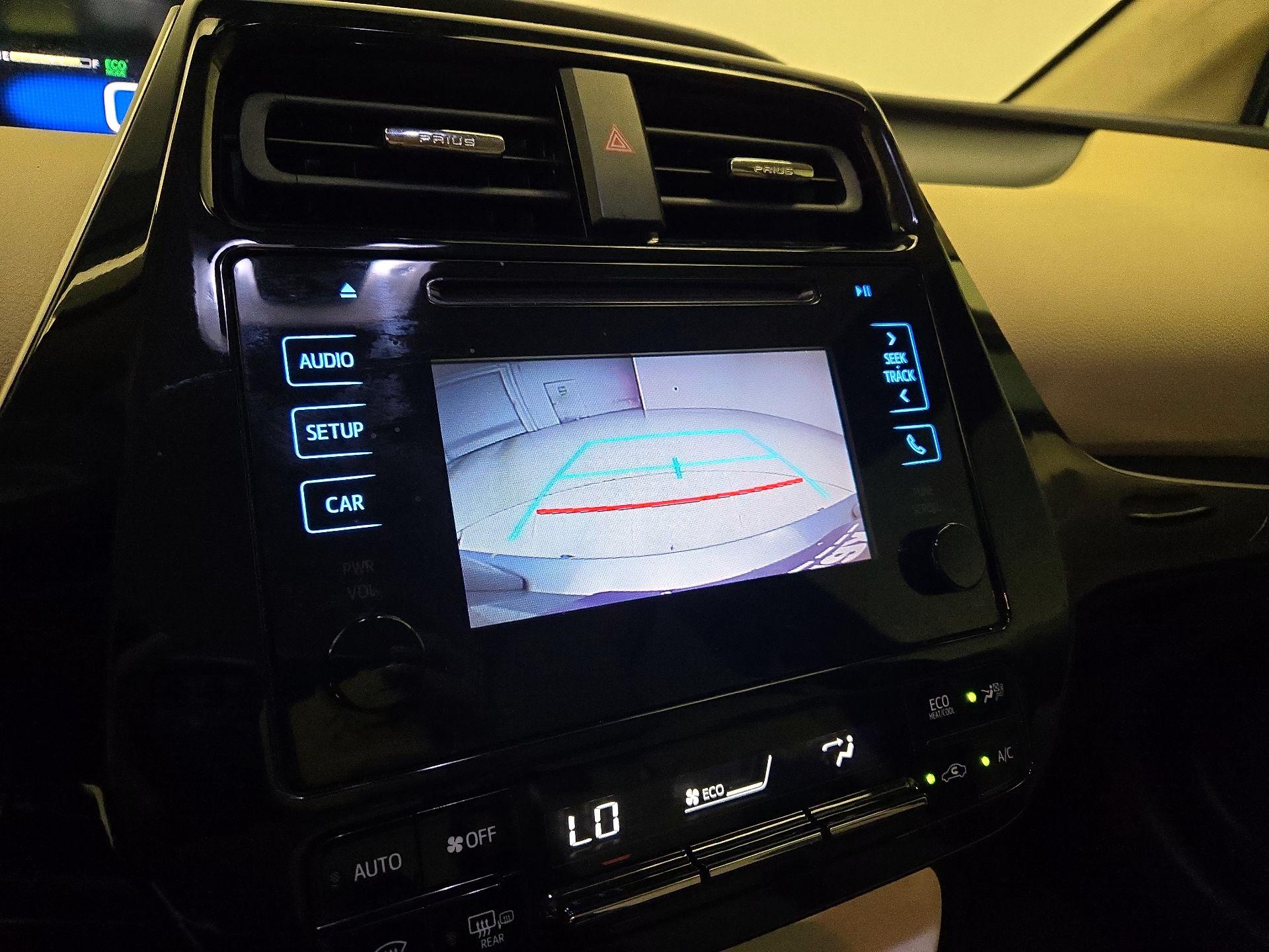 Thumbnail: 2018 Toyota Prius - 14