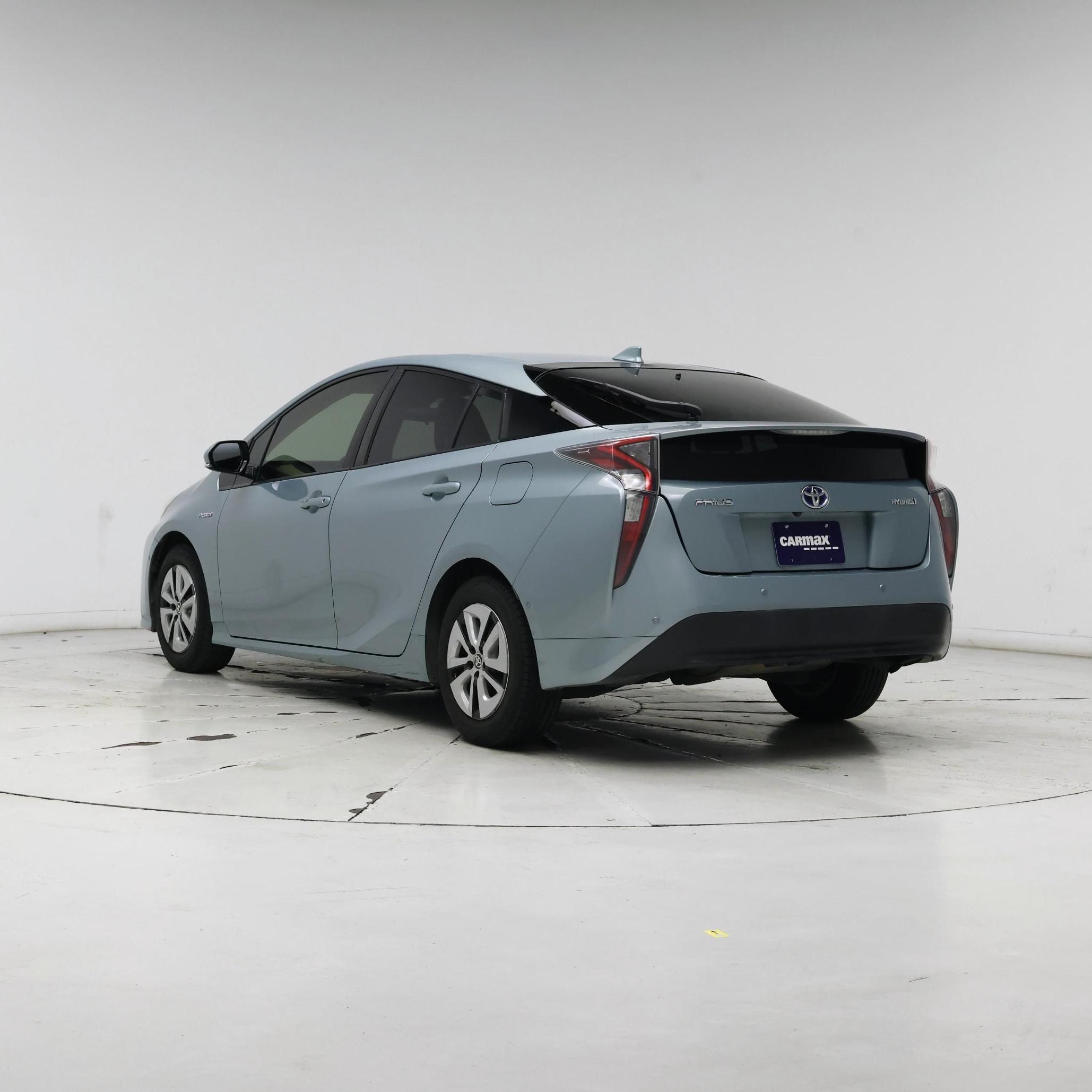 Thumbnail: 2018 Toyota Prius - 2
