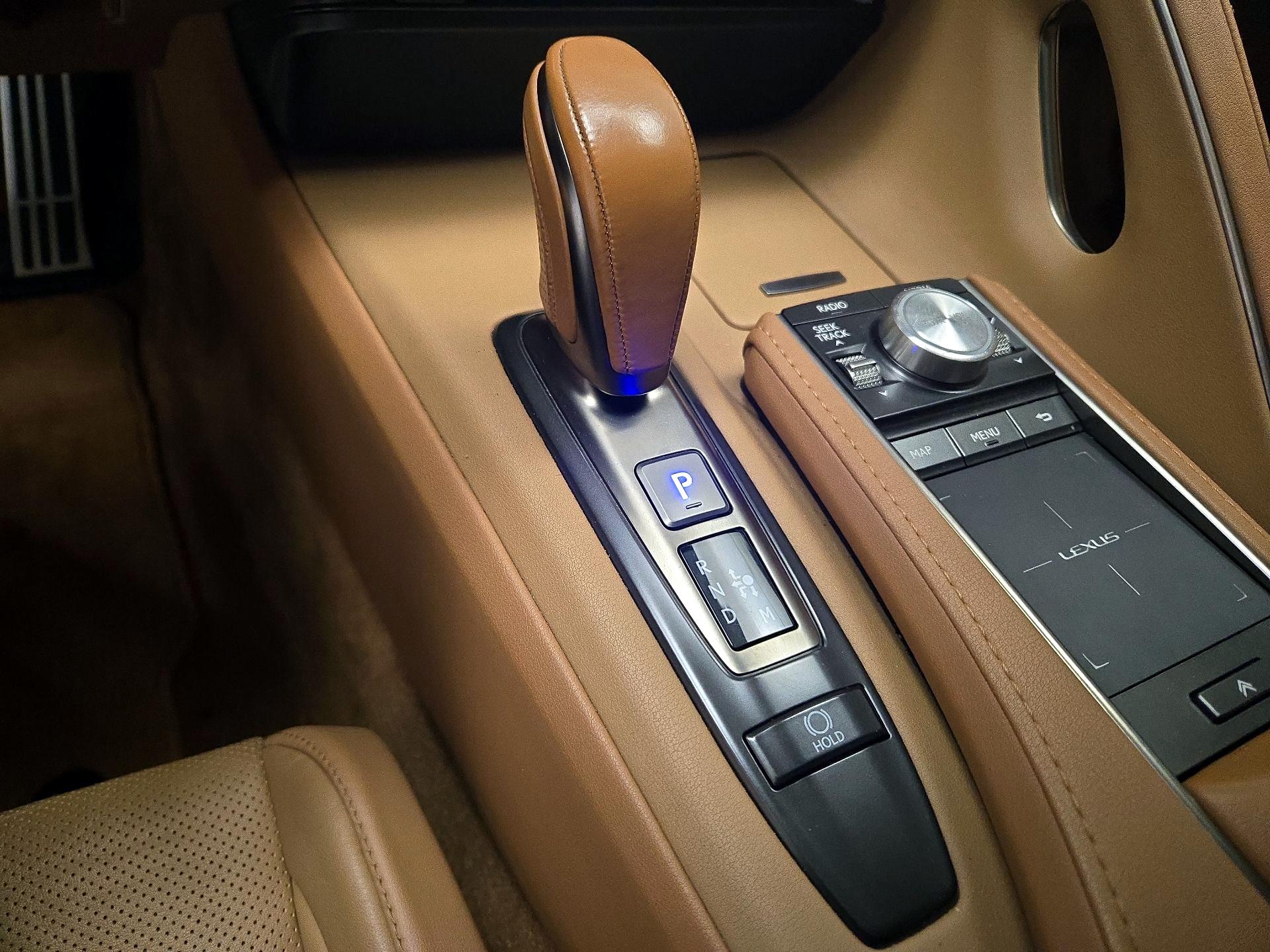 Thumbnail: 2021 Lexus LC - 18