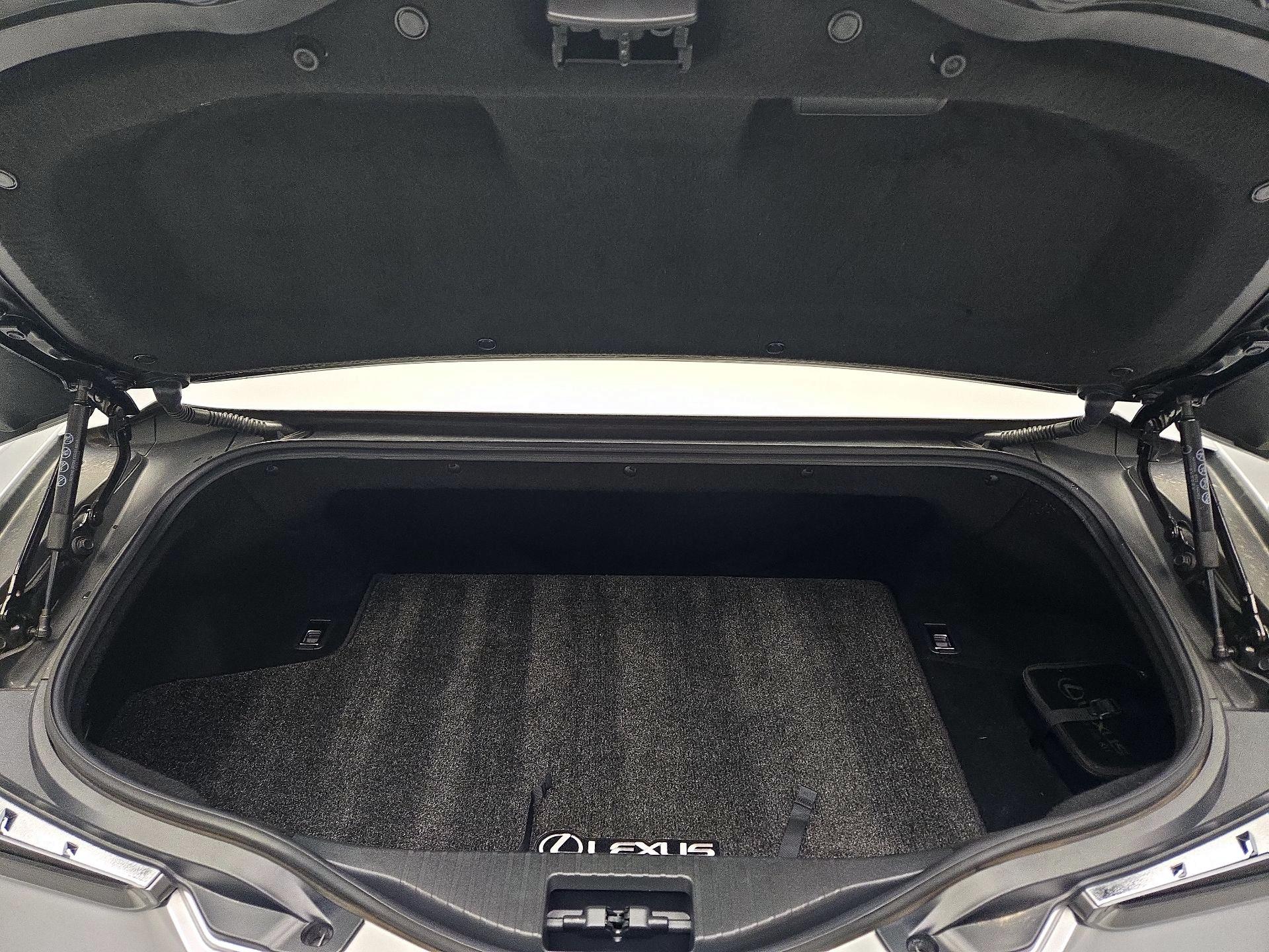 Thumbnail: 2021 Lexus LC - 19