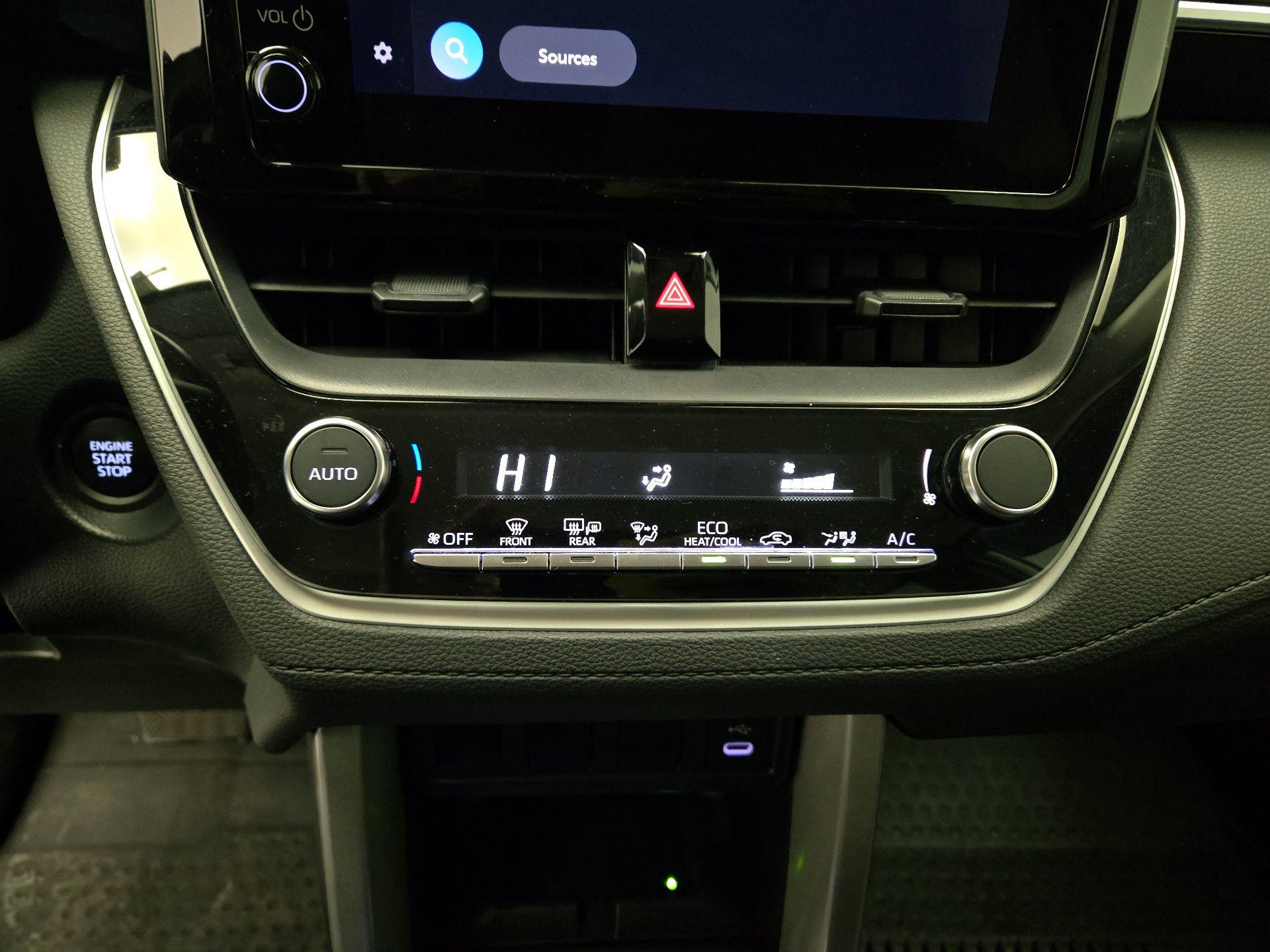 Thumbnail: 2024 Toyota Corolla Cross - 14