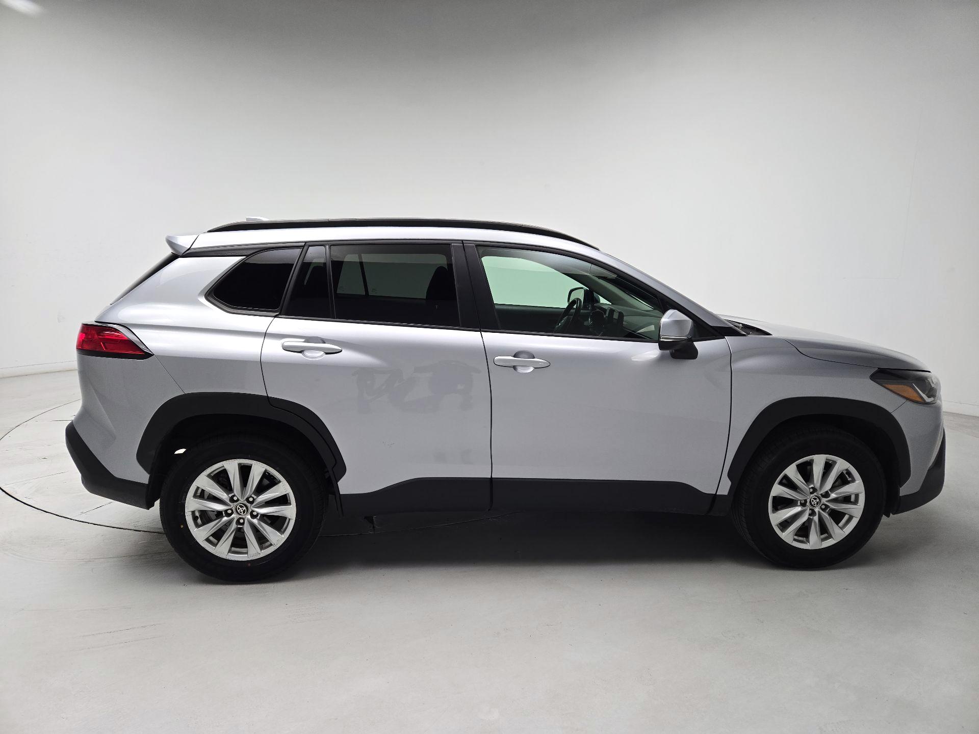 Thumbnail: 2024 Toyota Corolla Cross - 4