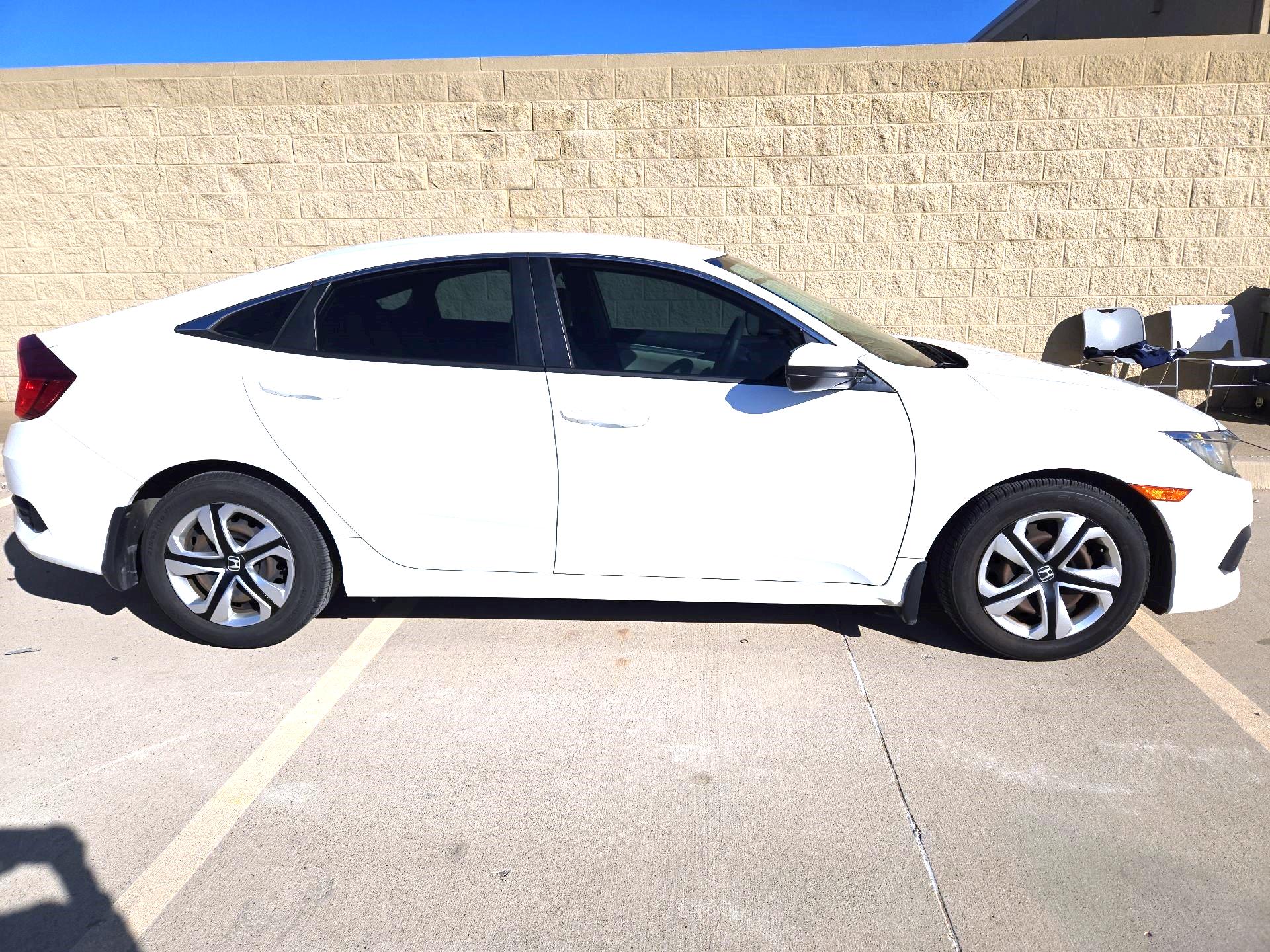 Thumbnail: 2018 Honda Civic - 4