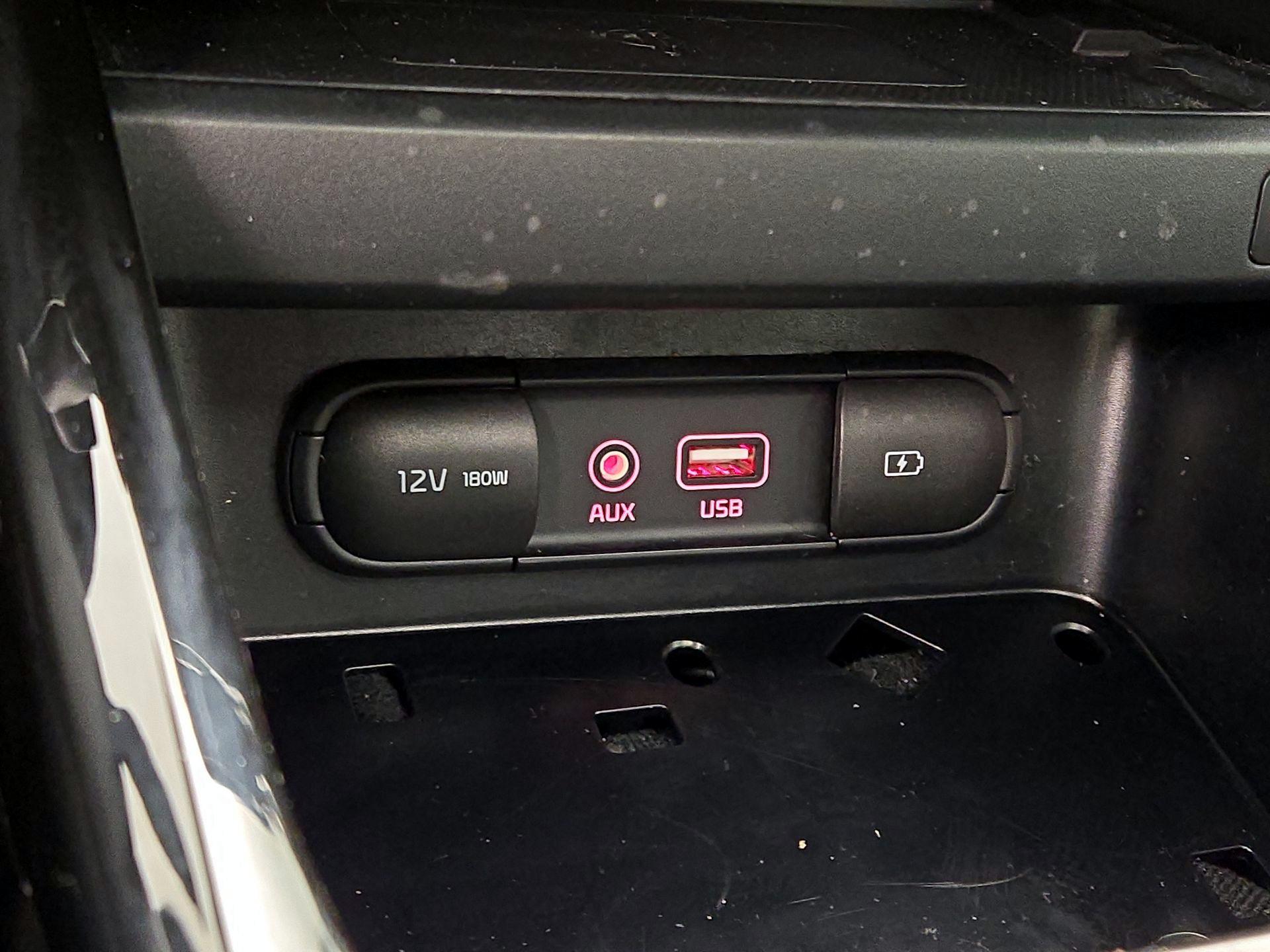 Thumbnail: 2020 Kia Forte - 18