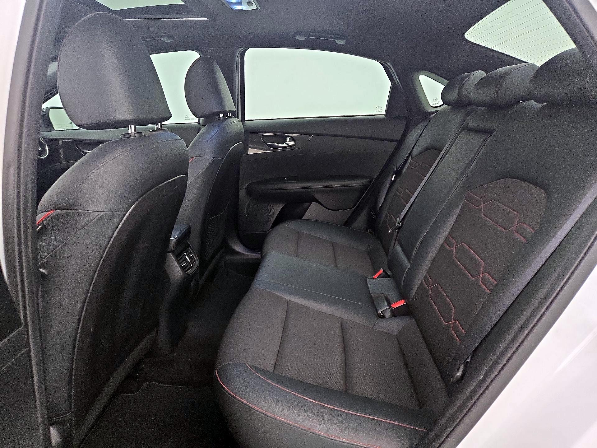 Thumbnail: 2020 Kia Forte - 20