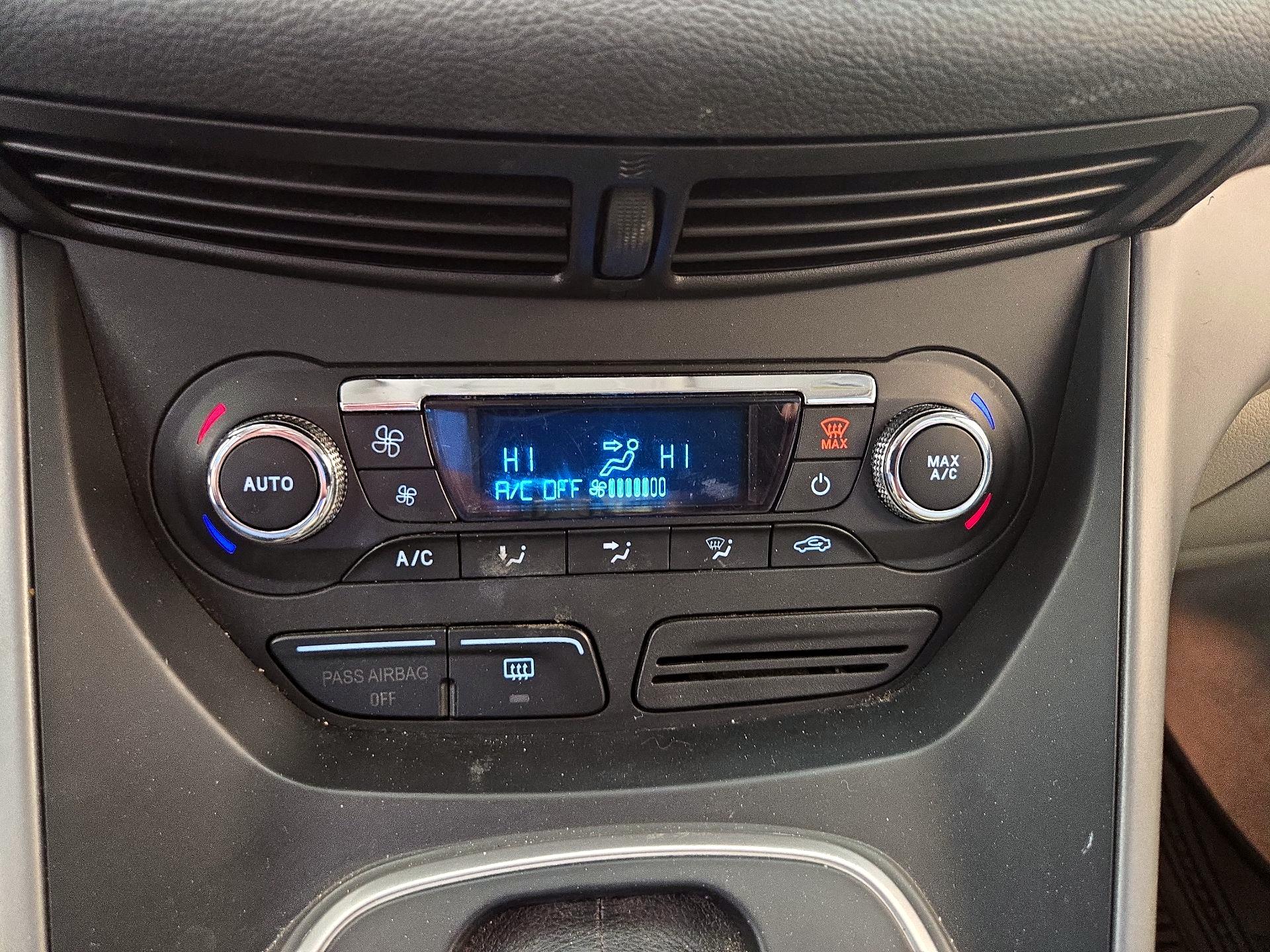 Thumbnail: 2014 Ford Escape - 16