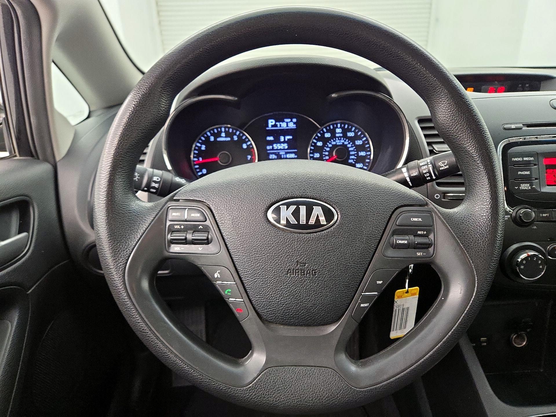 Thumbnail: 2018 Kia Forte - 10