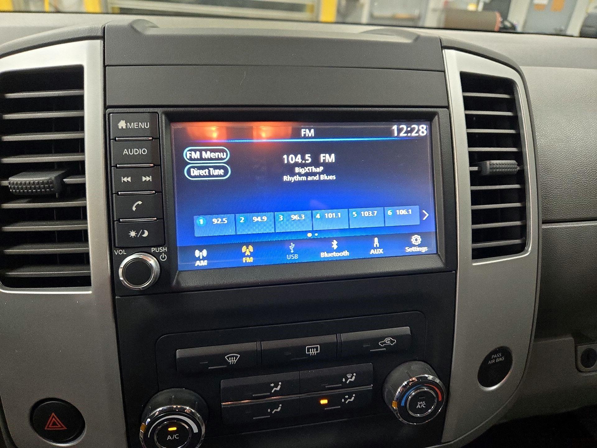 Thumbnail: 2020 Nissan Frontier - 13