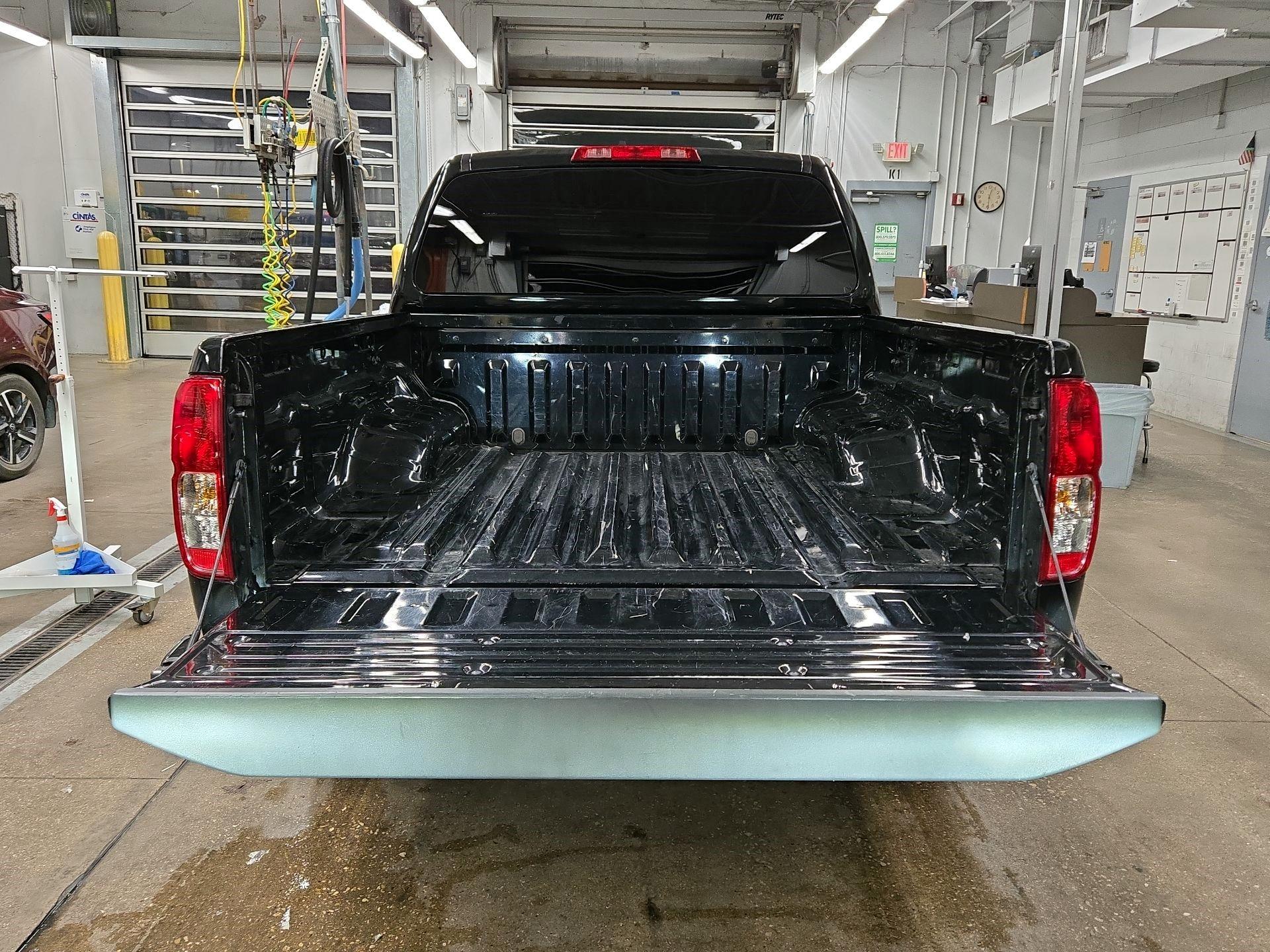 Thumbnail: 2020 Nissan Frontier - 18