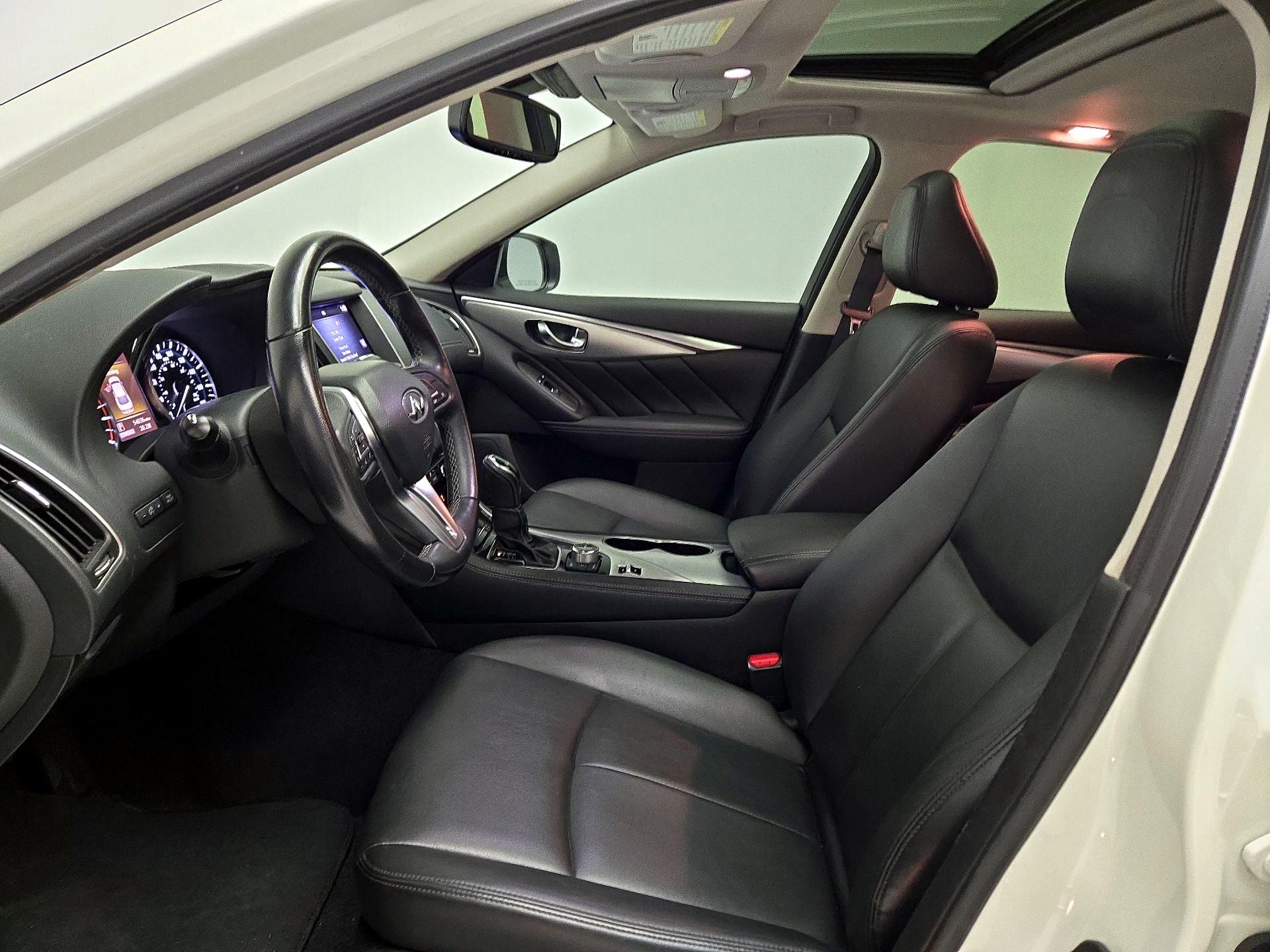 Thumbnail: 2020 INFINITI Q50 - 11