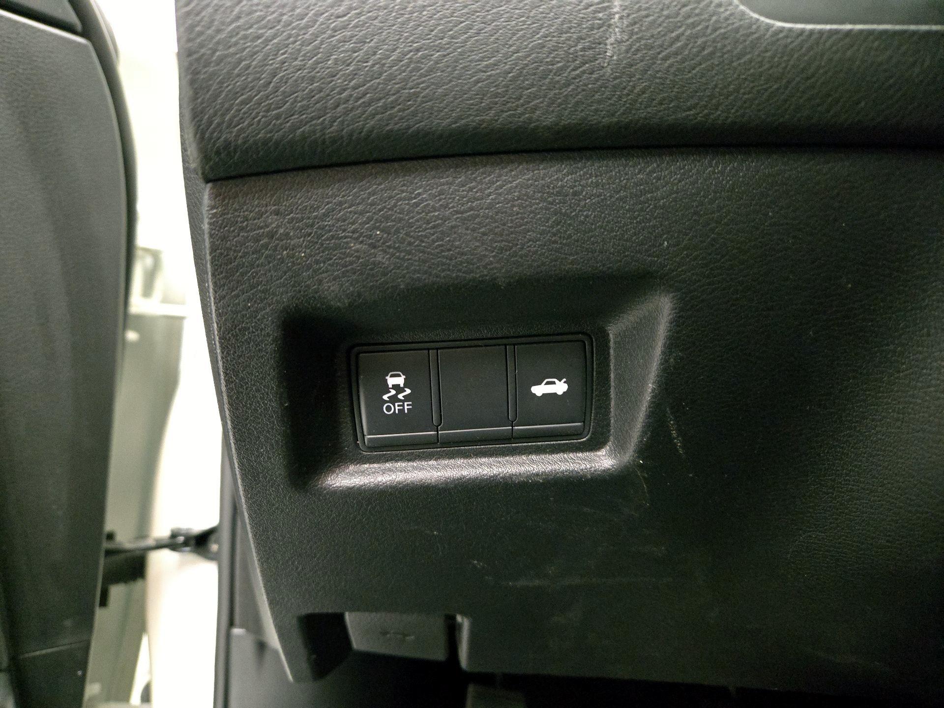 Thumbnail: 2020 INFINITI Q50 - 13