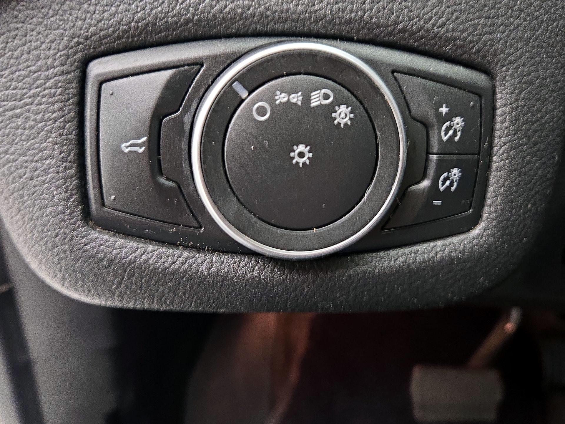 Thumbnail: 2018 Ford Escape - 13
